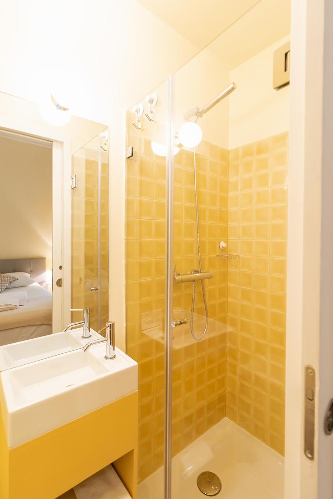 Budget Double or Twin Room without Window photo 3