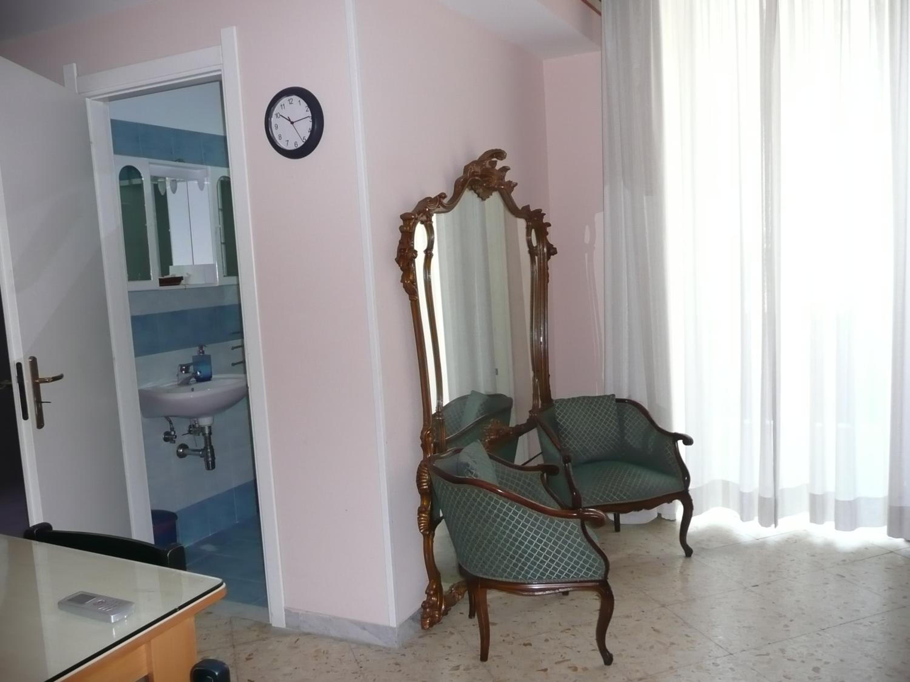 One-Bedroom Aparthotel - Split Level - Photo 35