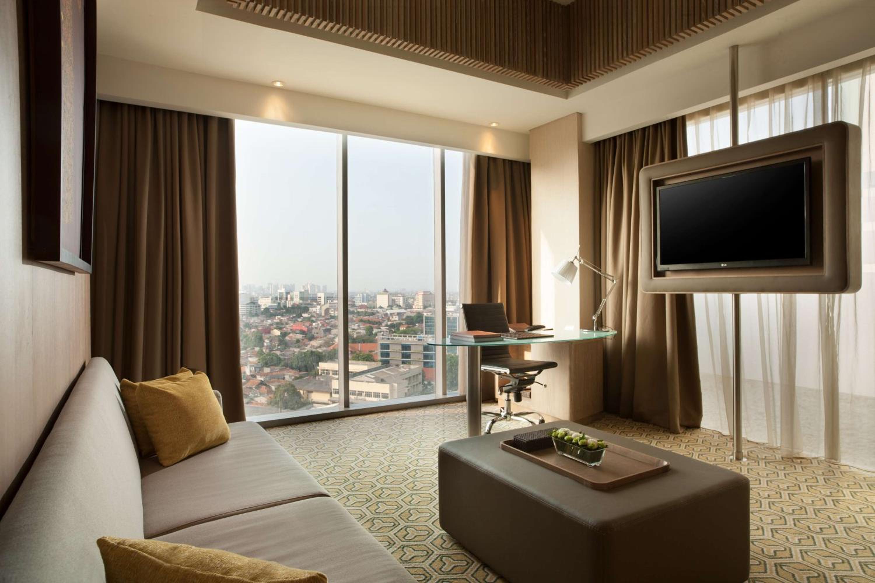 Twin Room thumbnail 6