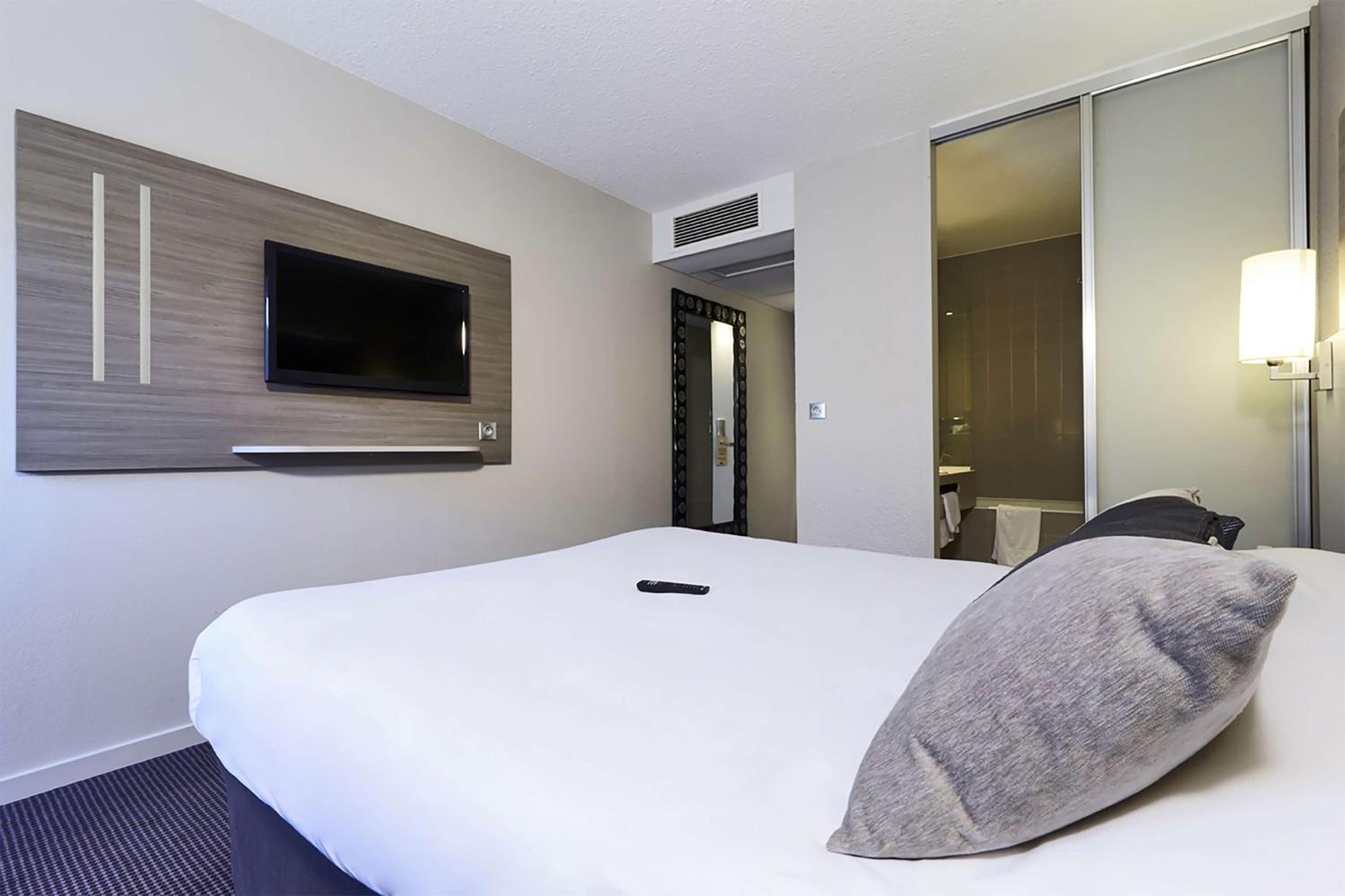 Family Room - Non-Smoking - Photo 4