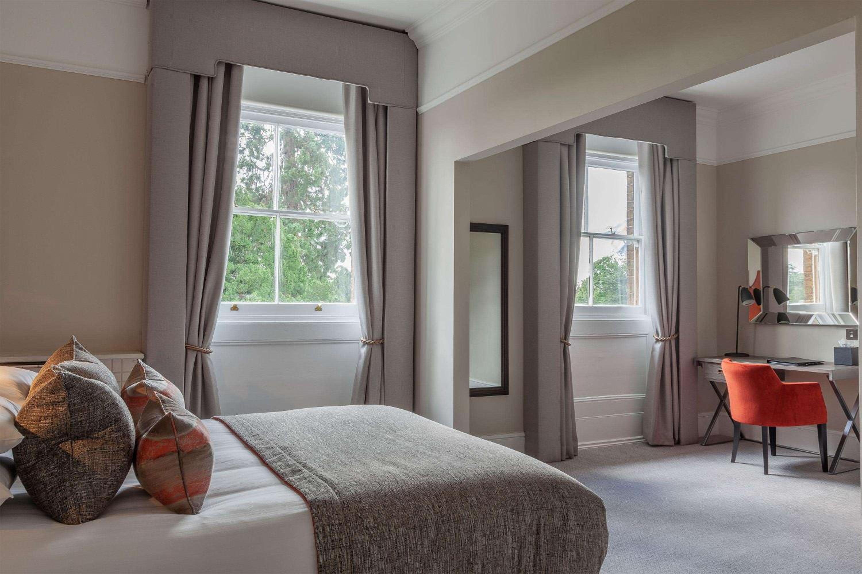 Deluxe Double Room - Photo 11