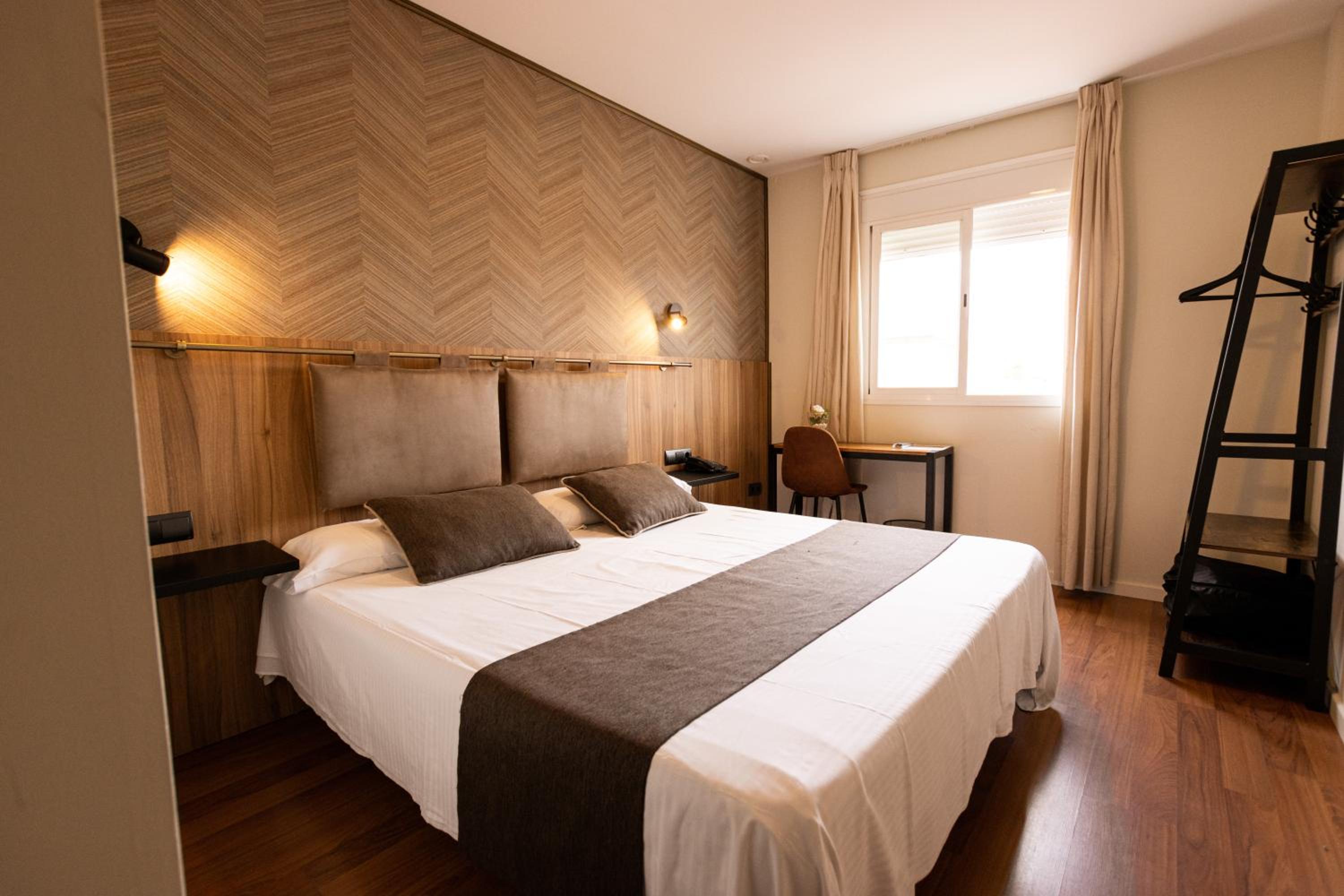 Superior Double Room - Photo 6