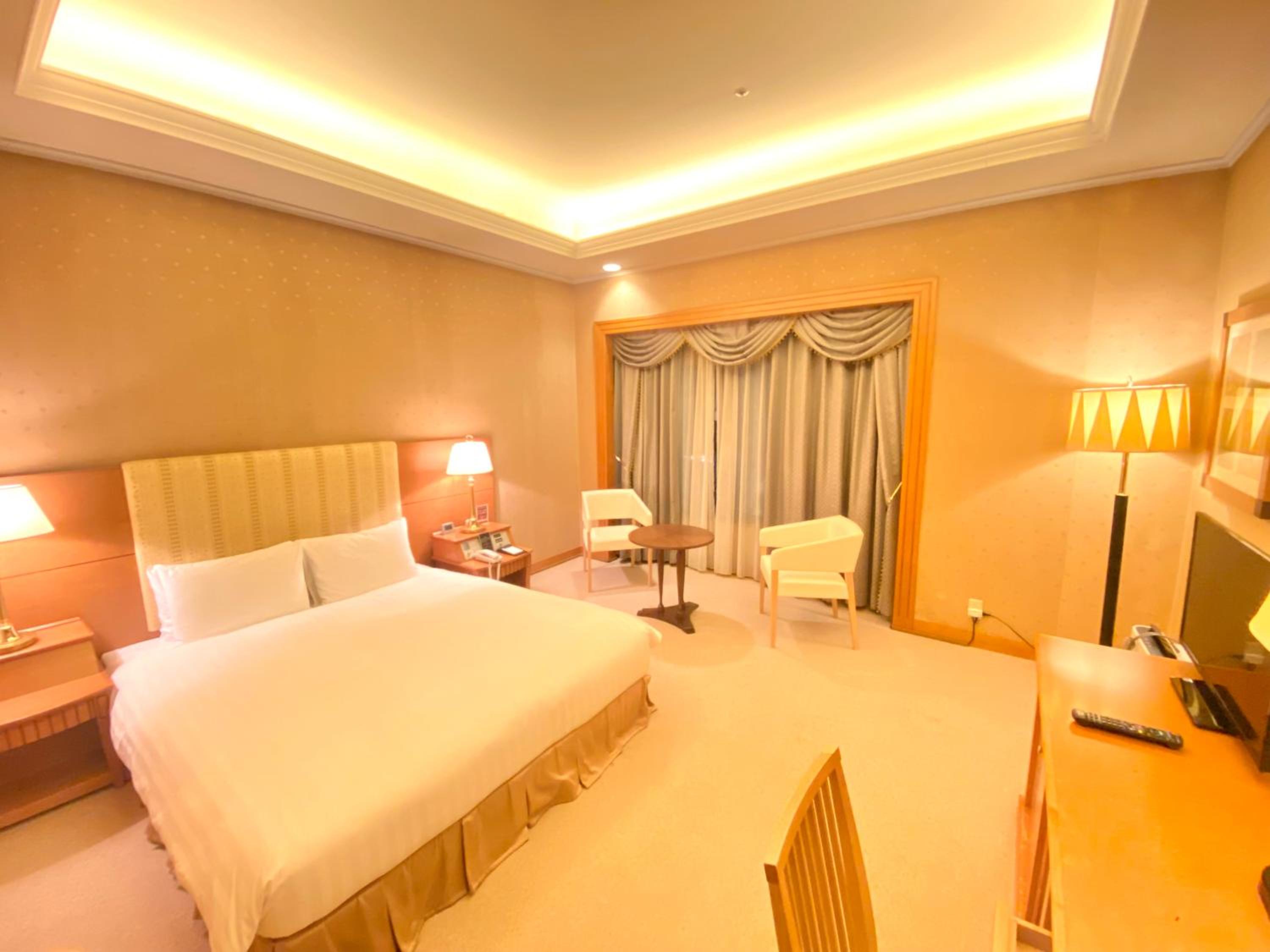 Deluxe Double Room - Non-Smoking photo 1