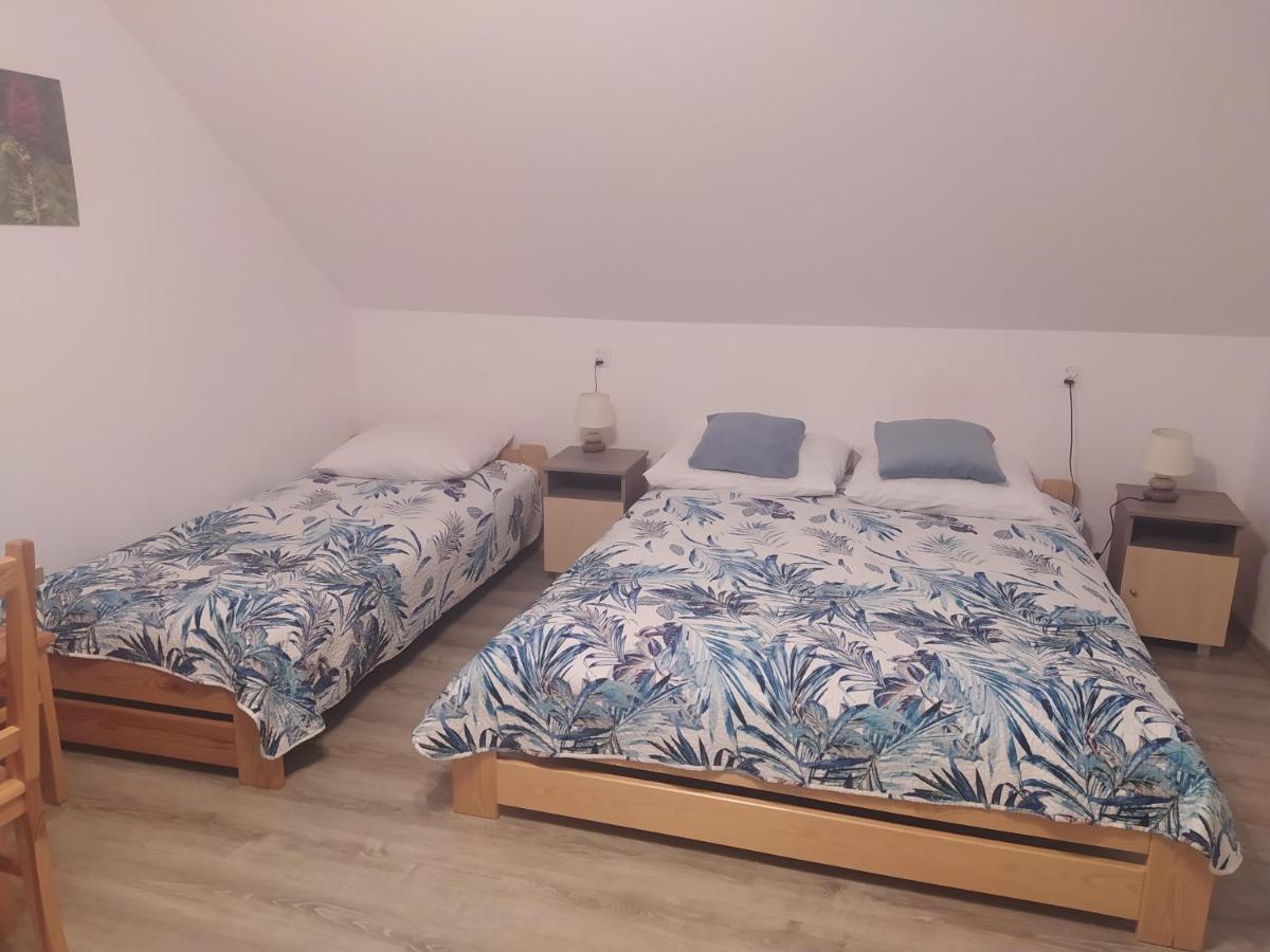 Triple Room with Private Bathroom - Photo 1