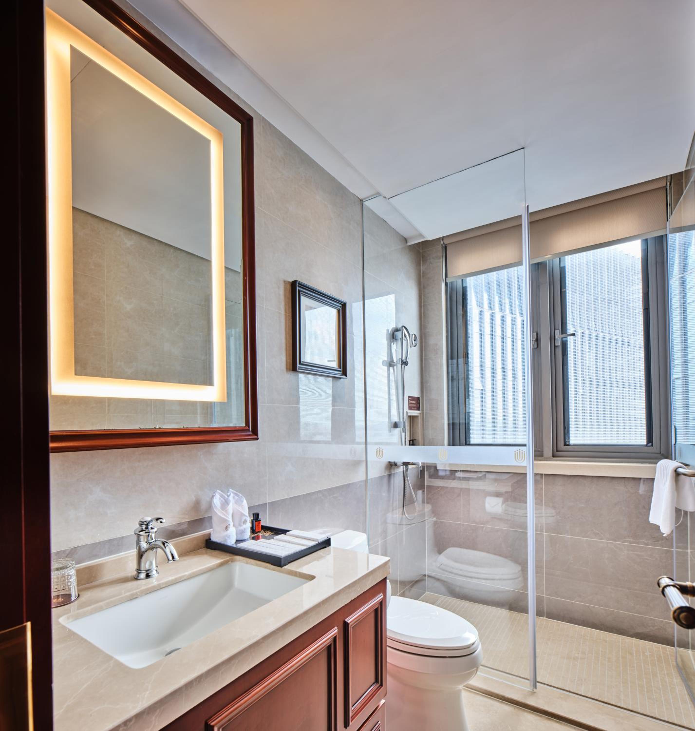Two-Bedroom Suite photo 3