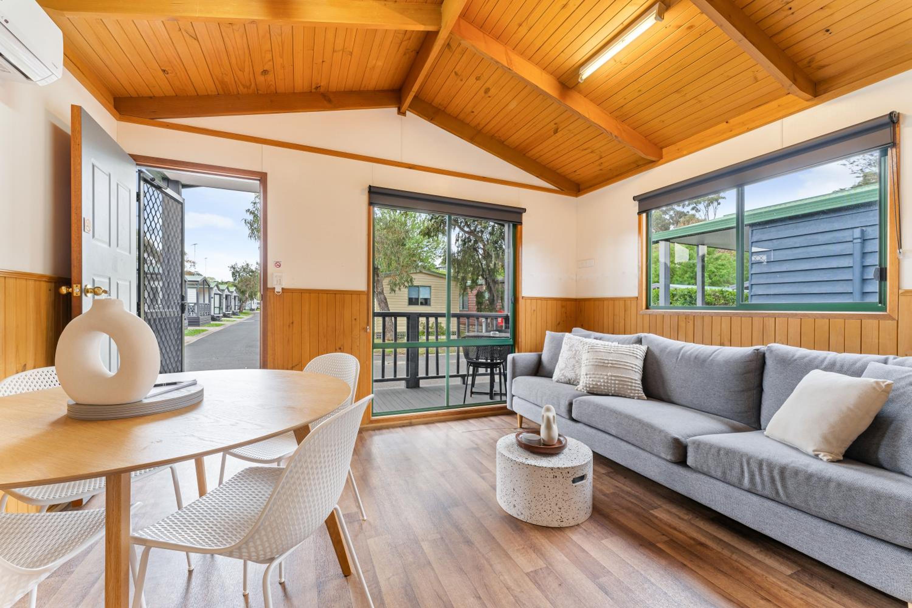 Standard Cabin (2BR) - Sleeps 6 photo 1