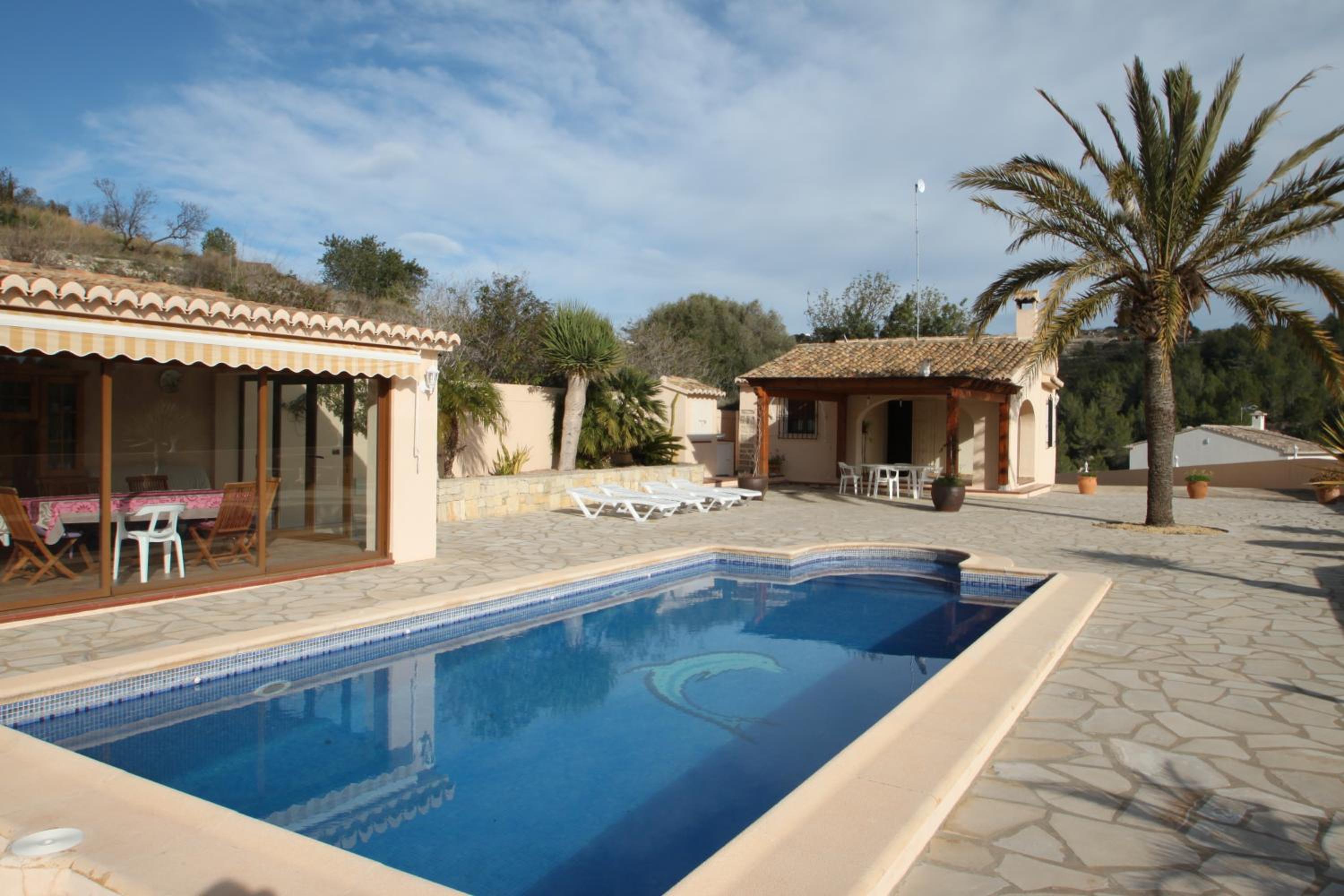 Three-Bedroom Vacation Home  photo 3