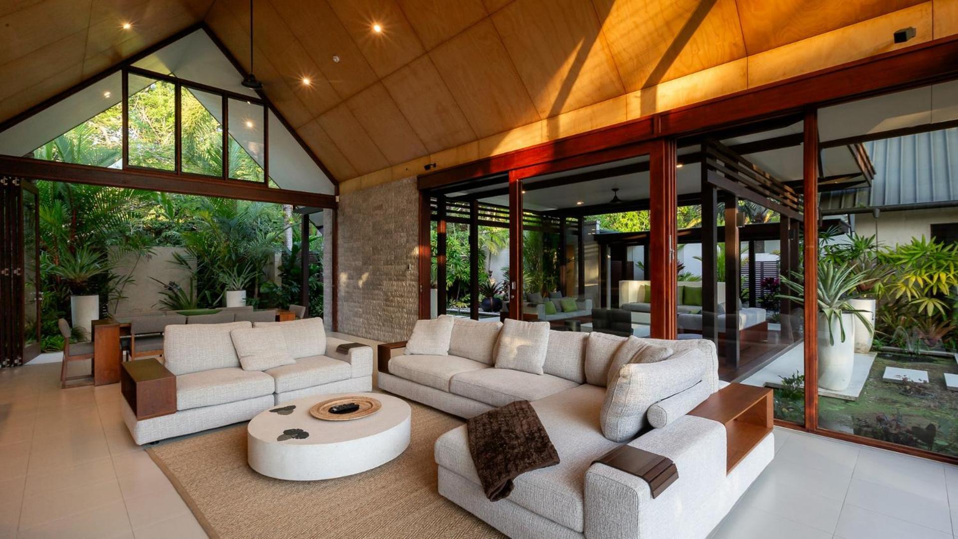Four Bedroom Deluxe Villa (Non Smoking) photo 1