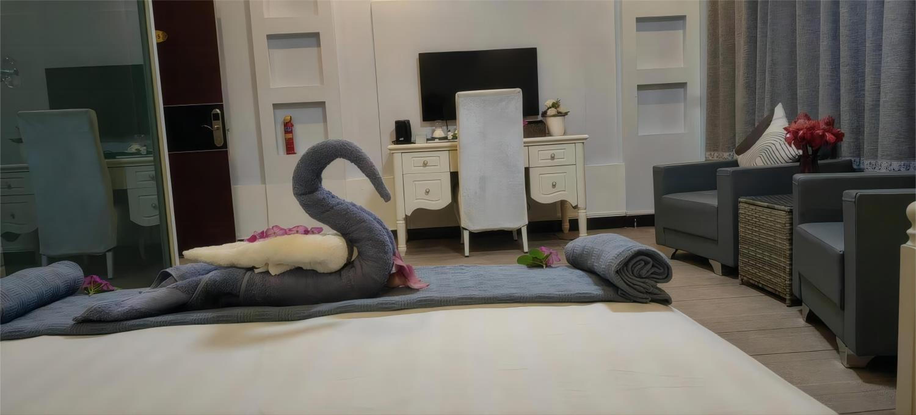 Standard Double or Twin Room with Balcony photo 3