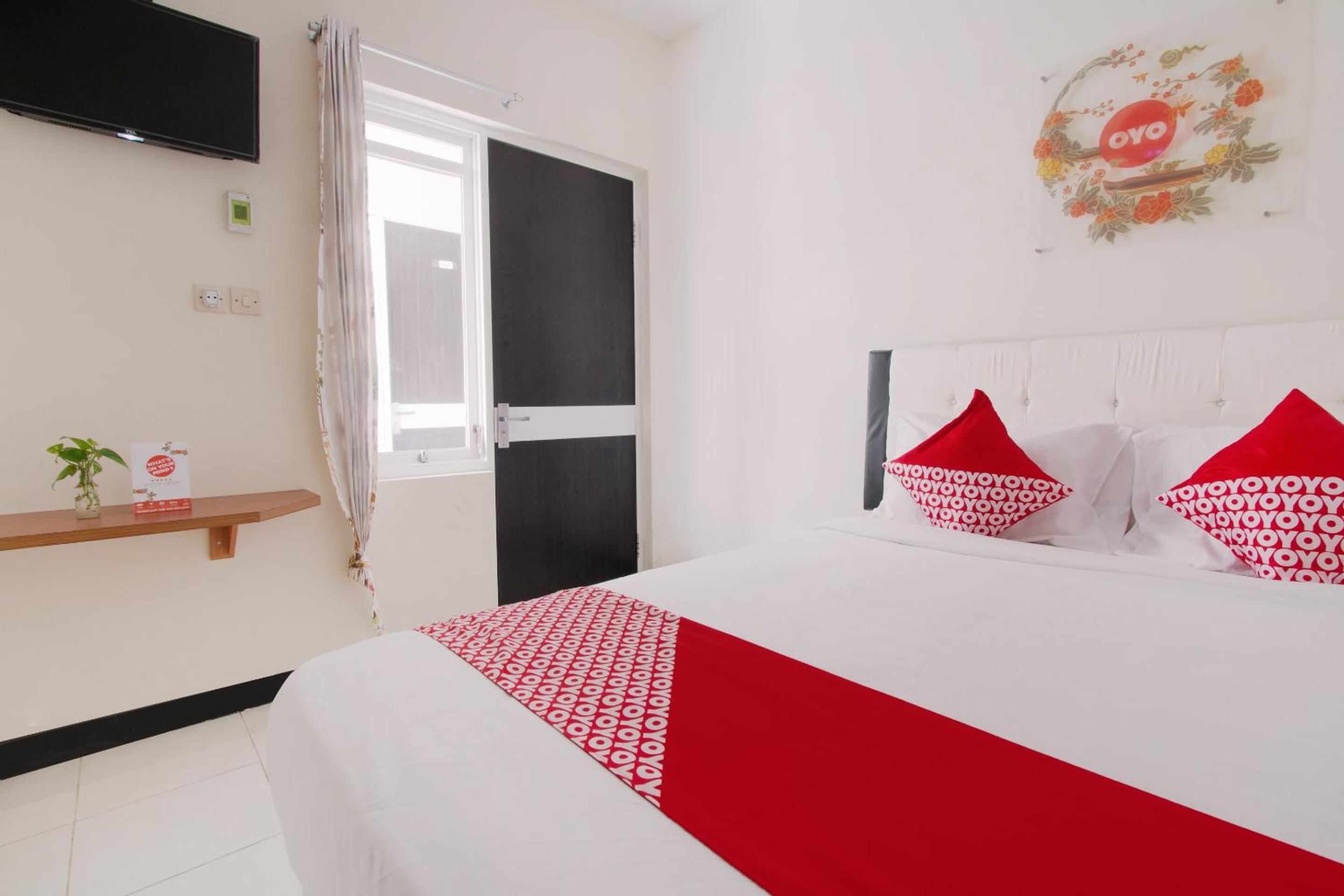 Deluxe Double Room photo 3
