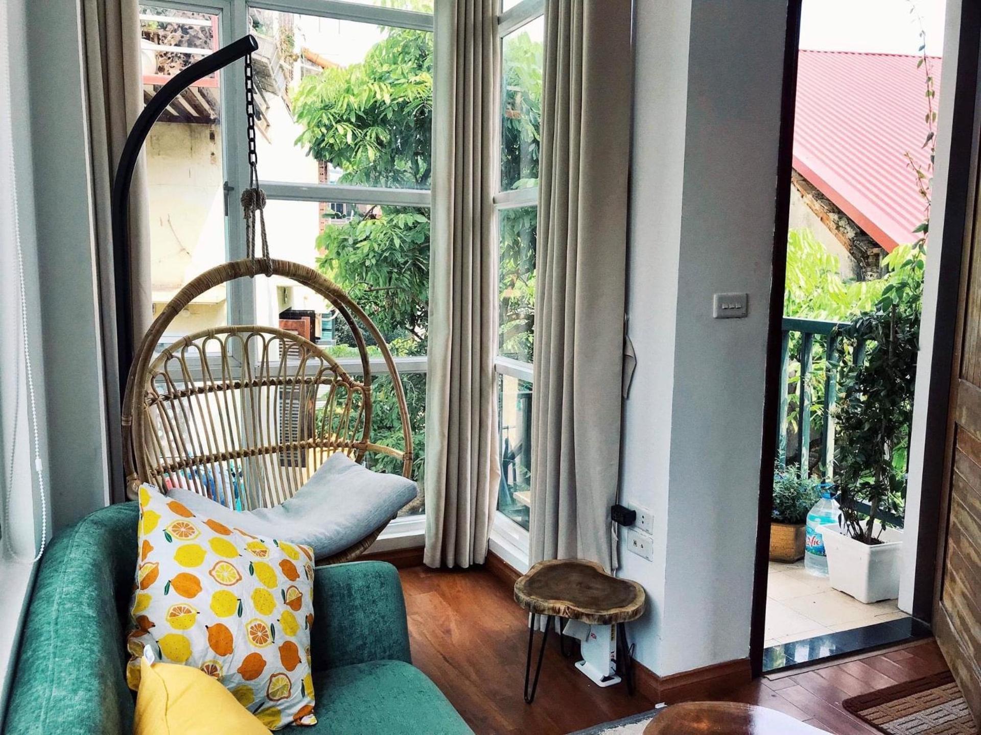 Apartment with Garden View