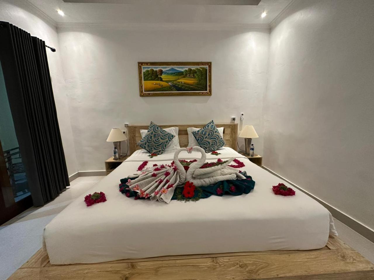 Double Room with Pool View - Photo 17