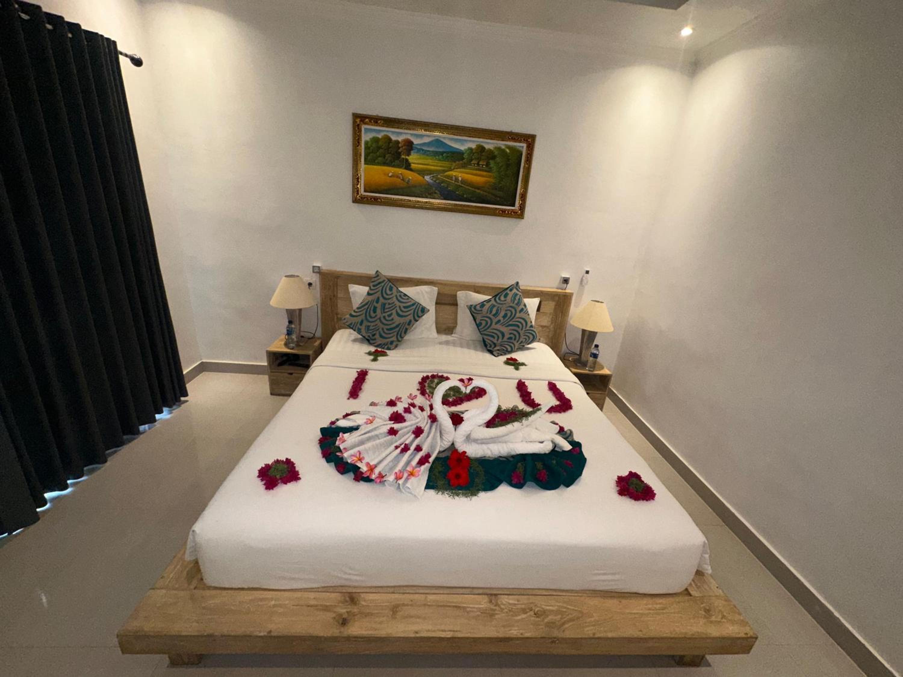 Double Room with Pool View - Photo 12