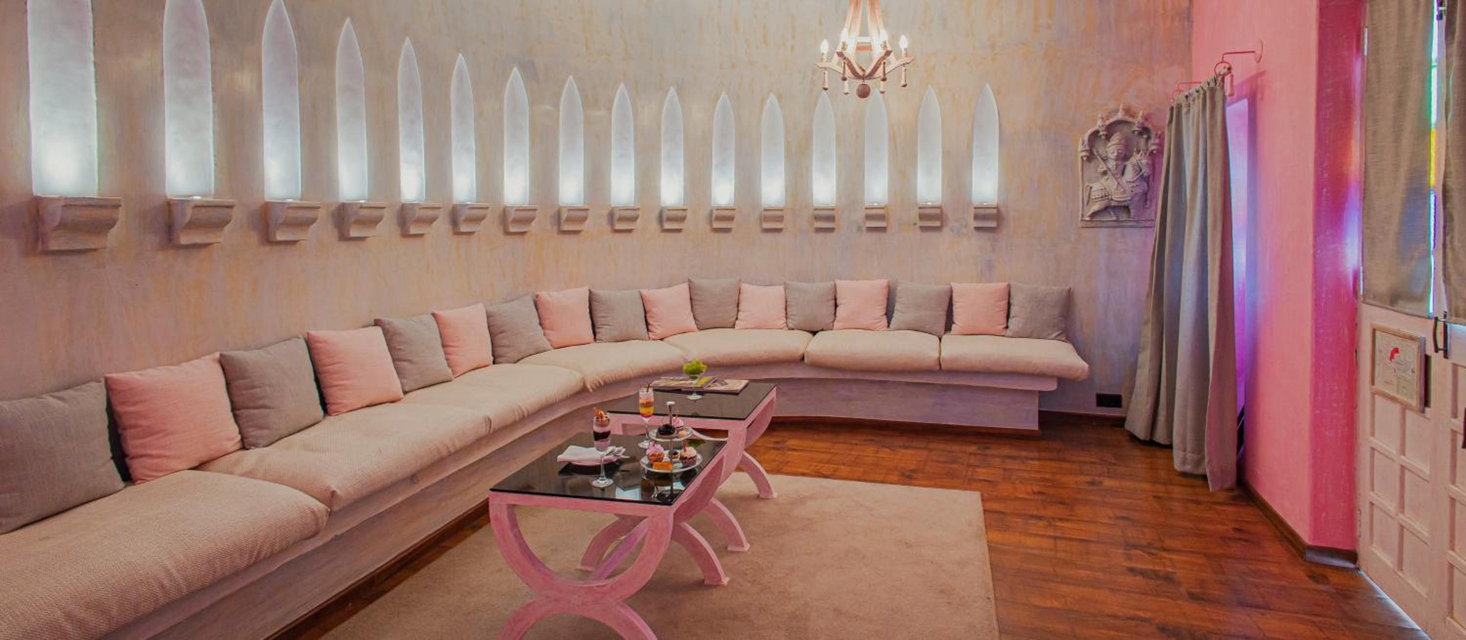 Suite: Enjoy Buffet Breakfast, Wifi, Welcome Drink upon arrival, Early Check in & Late Check out – subject to availability