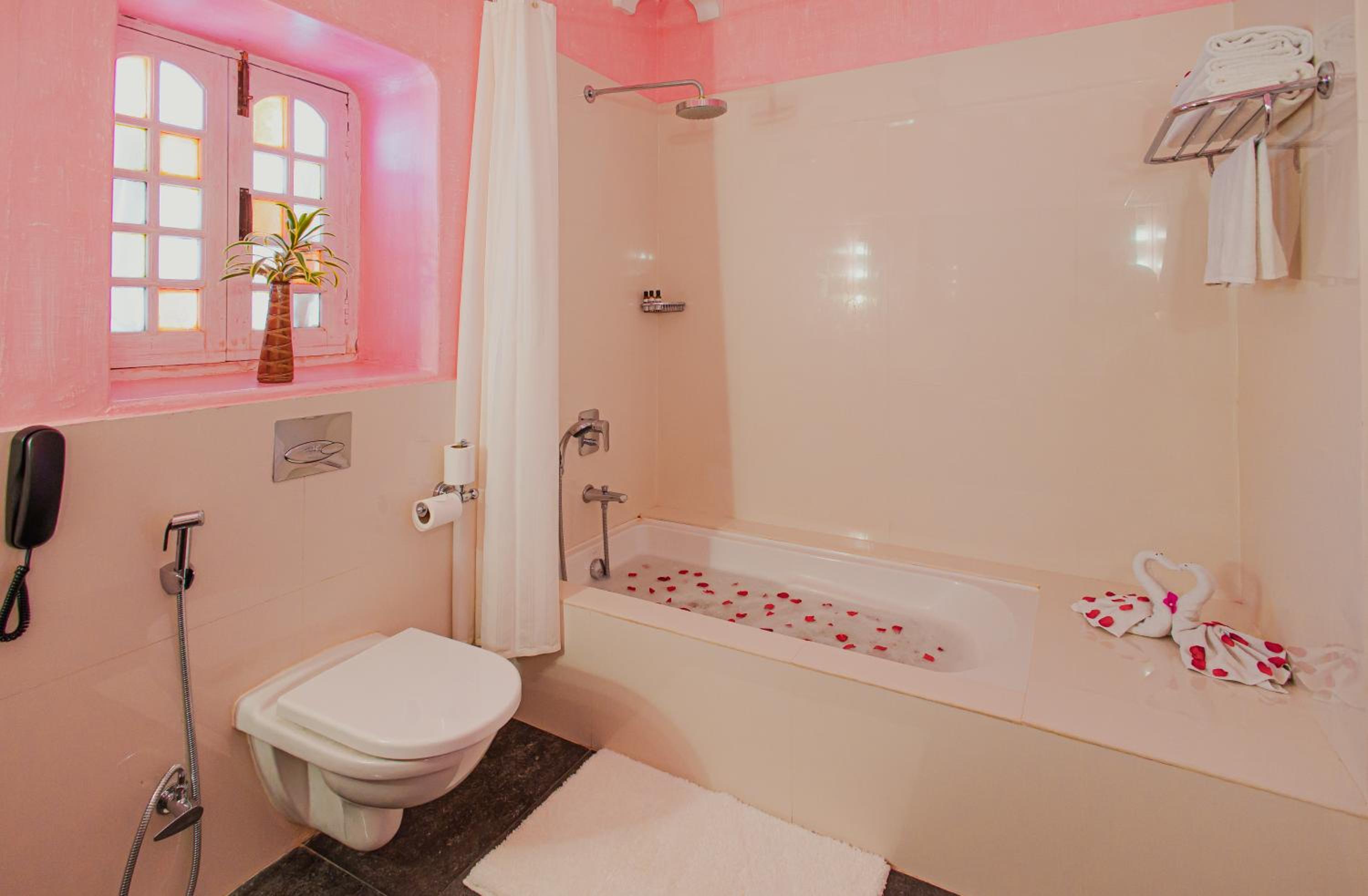 Suite: 20% off on Food & Beverage services, Enjoy Buffet Breakfast, Wifi, Welcome Drink upon arrival, Early Check in & Late Check out – subject to availability  photo 2