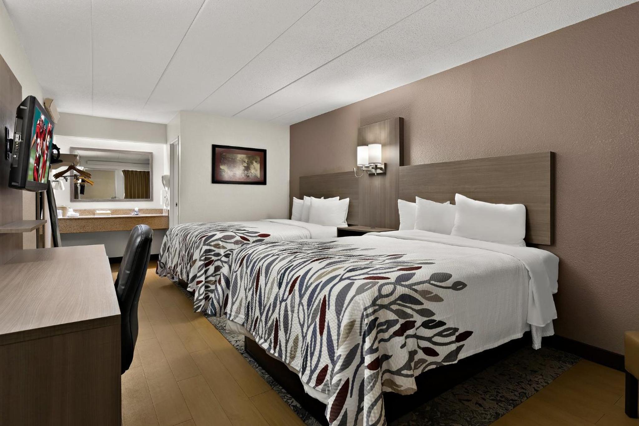 Standard Room with Two Double Beds Smoke Free - Photo 2