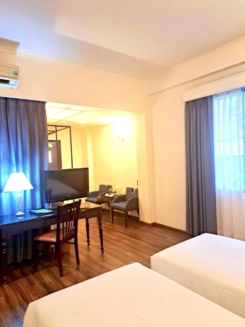 Double or Twin Room with Balcony photo 2