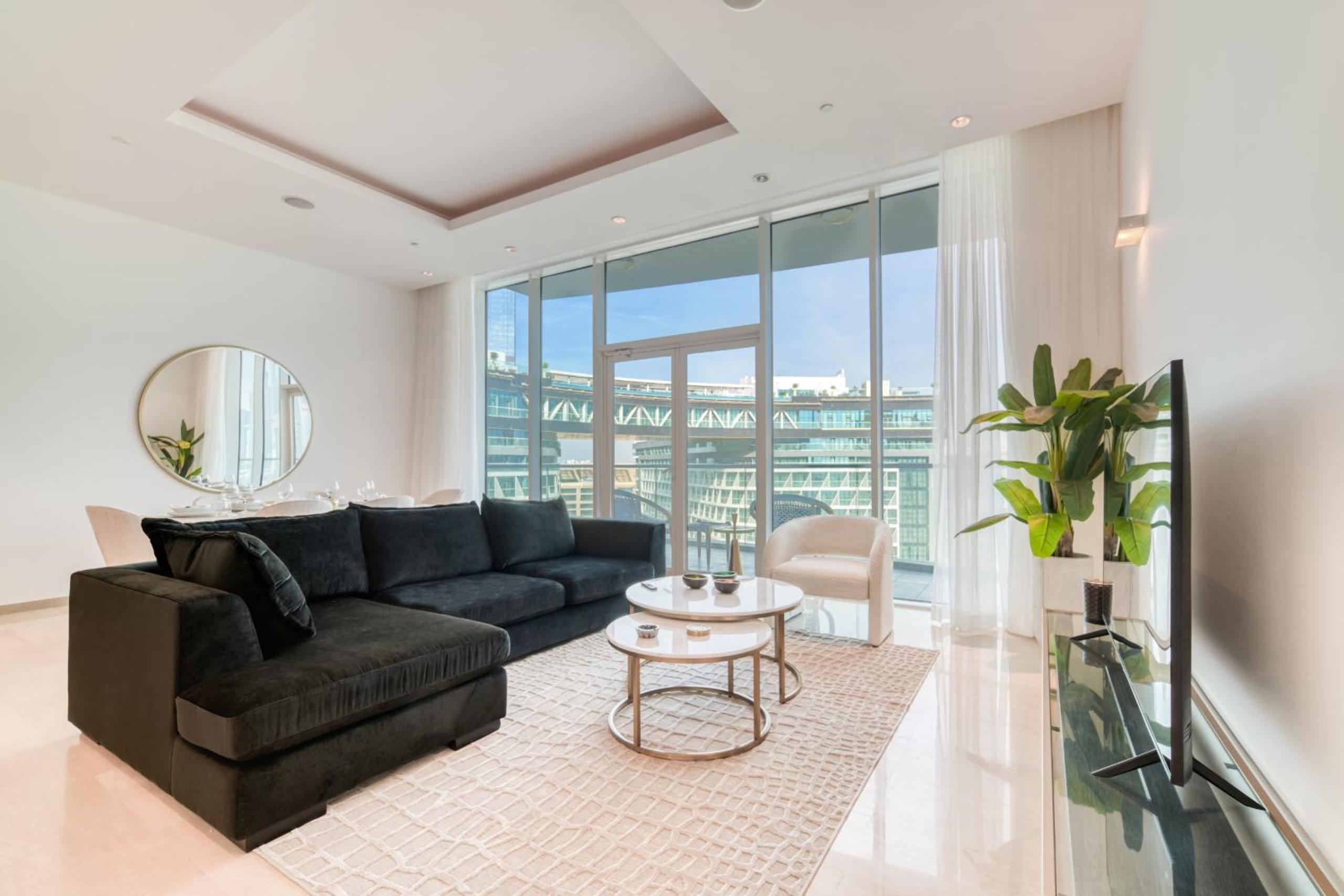 Apartment with Balcony photo 1