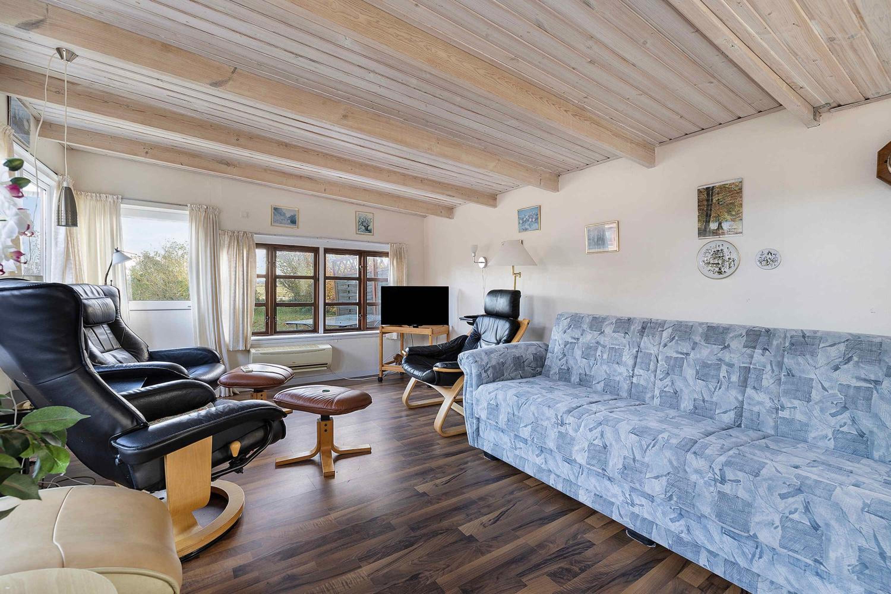 Two-Bedroom Holiday Home photo 1