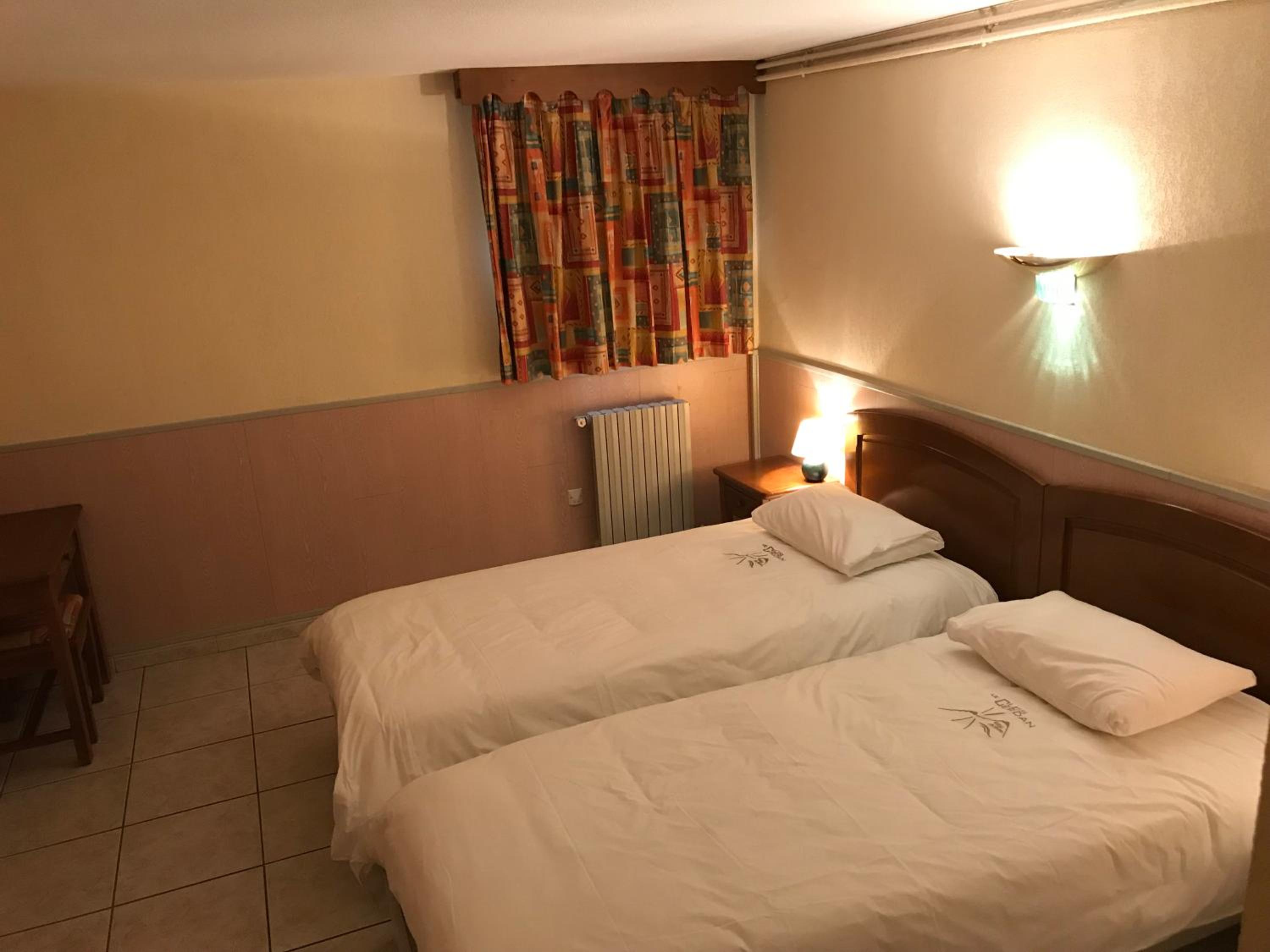 Suite (8 Adults)