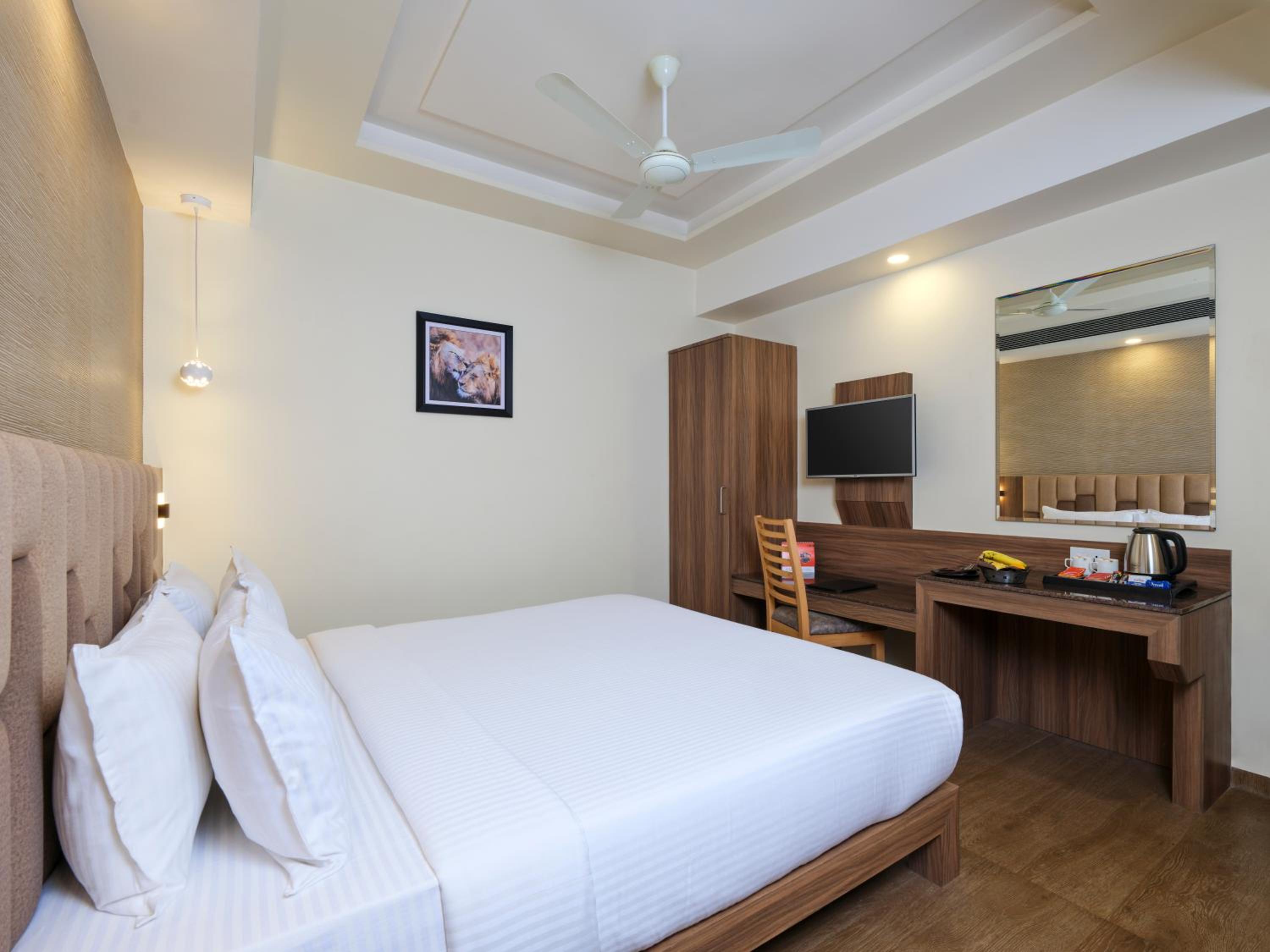 Deluxe Room - Photo 3