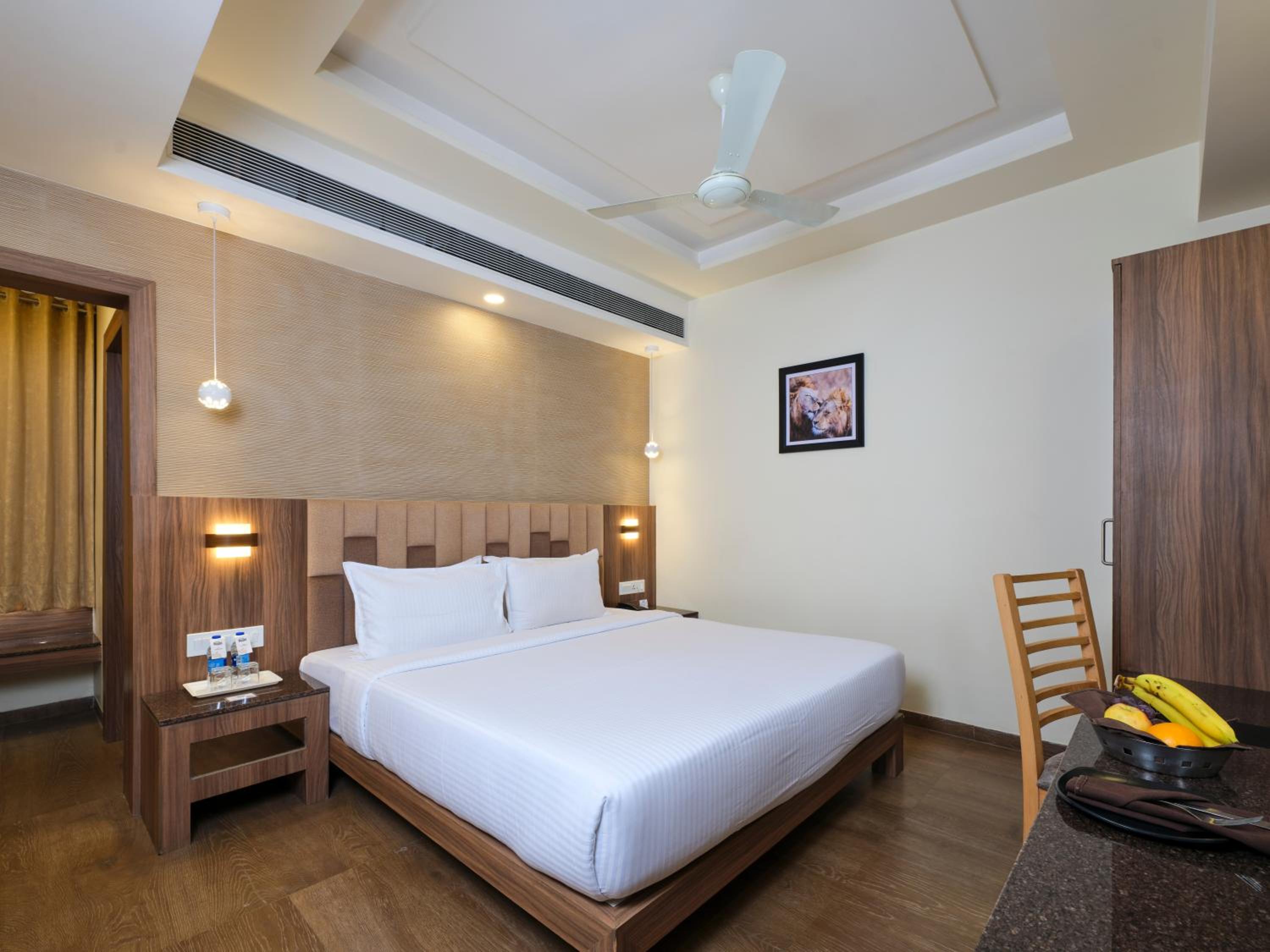 Deluxe Room - Photo 1