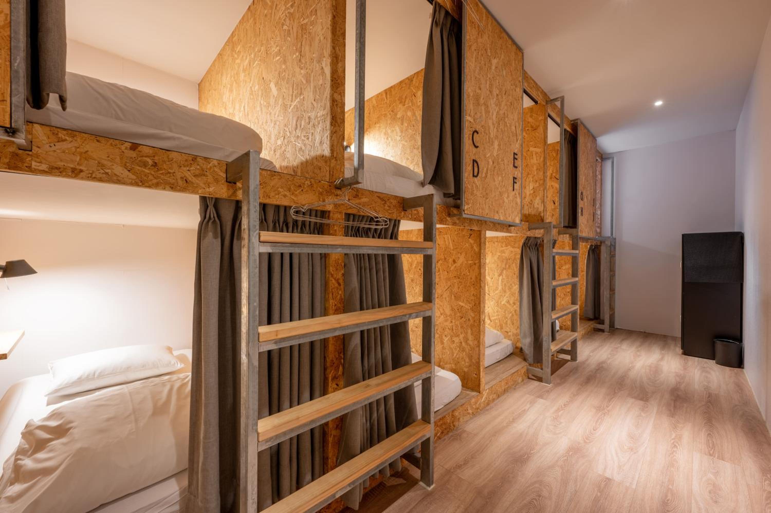 Bunk Bed in Mixed Dormitory Room photo 3