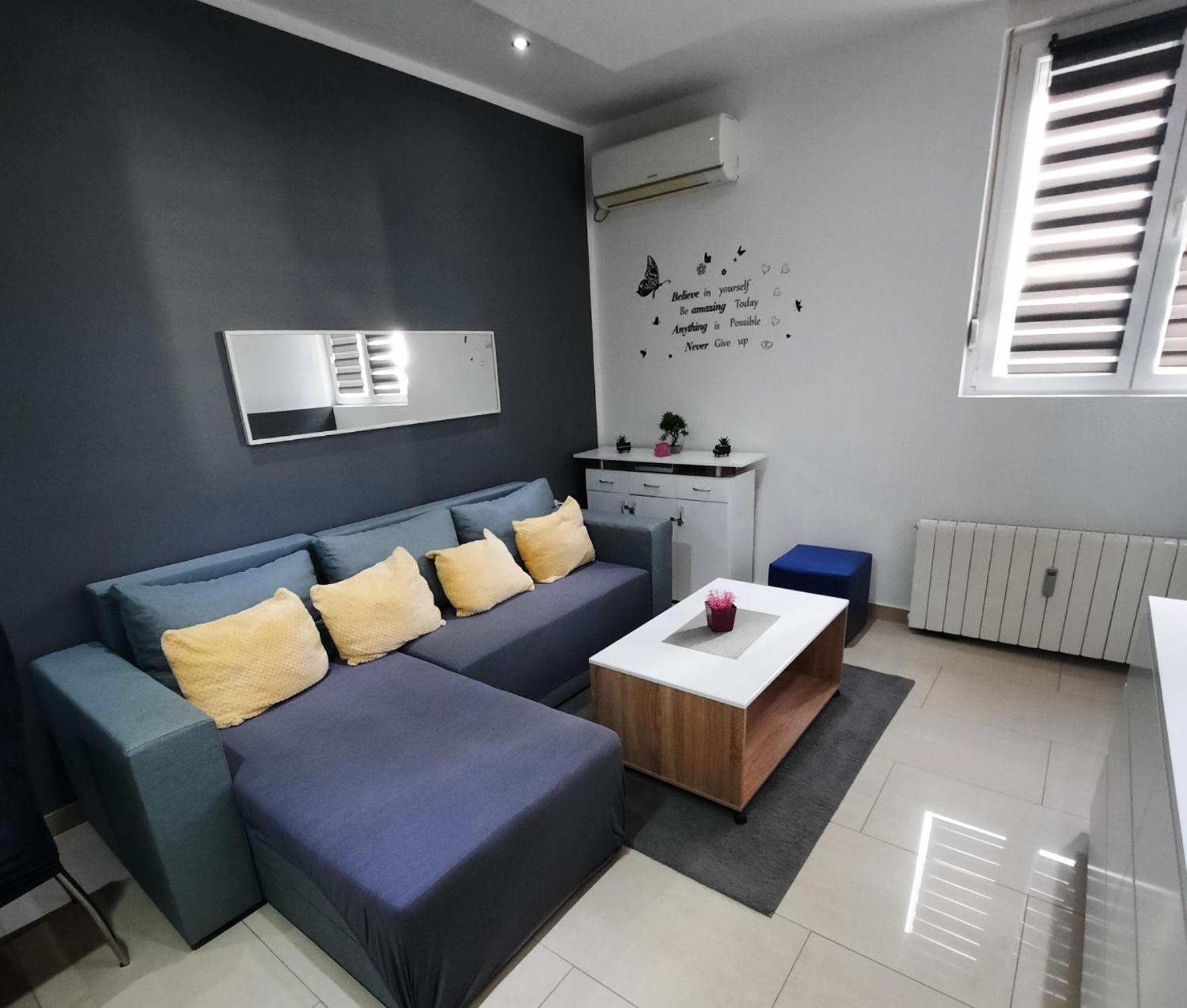Three-Bedroom Apartment - Photo 27