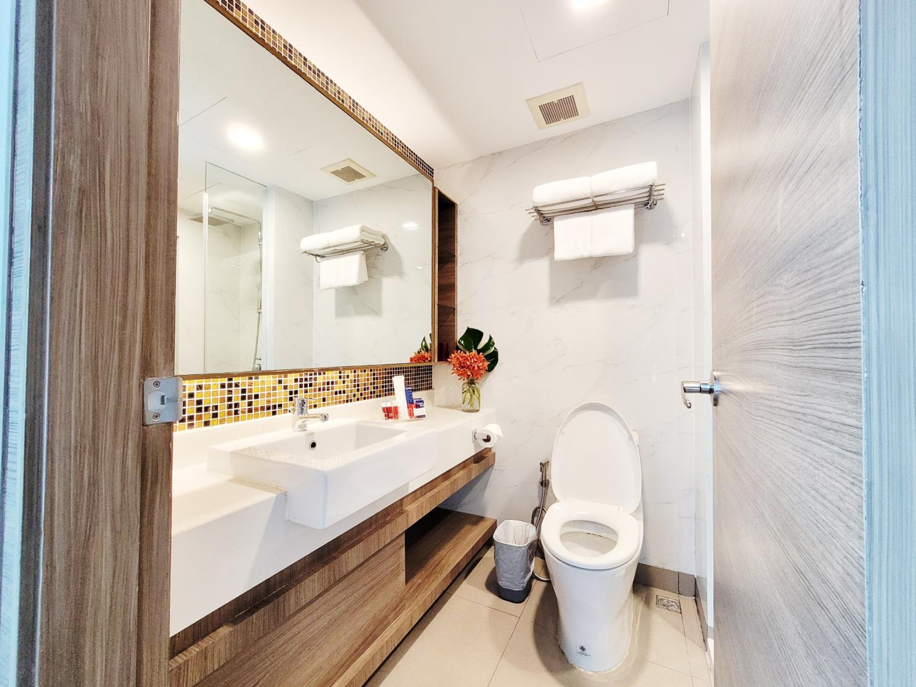 One-Bedroom Suite photo 3