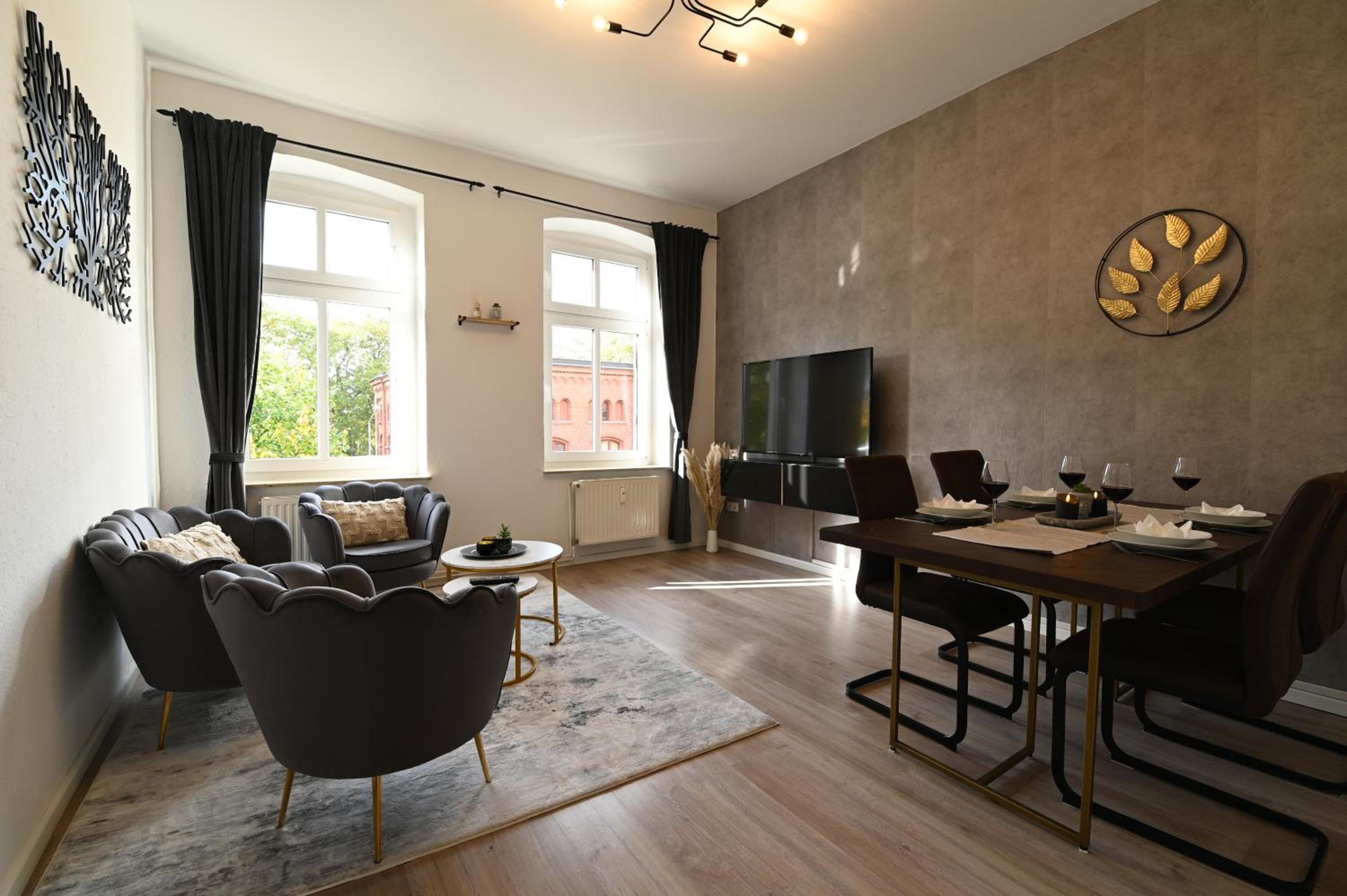 Deluxe Apartment