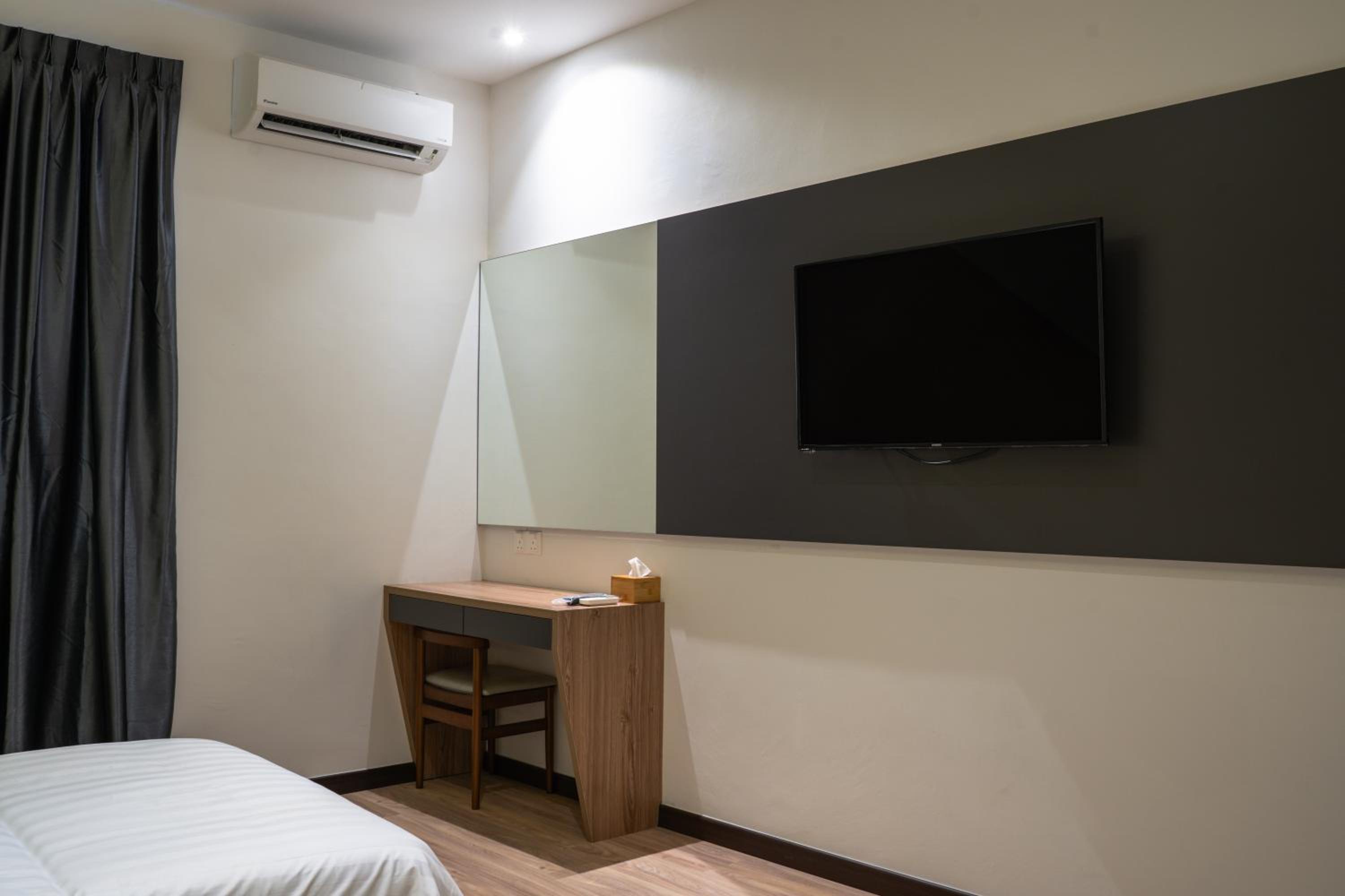 Deluxe Twin Room - Photo 3