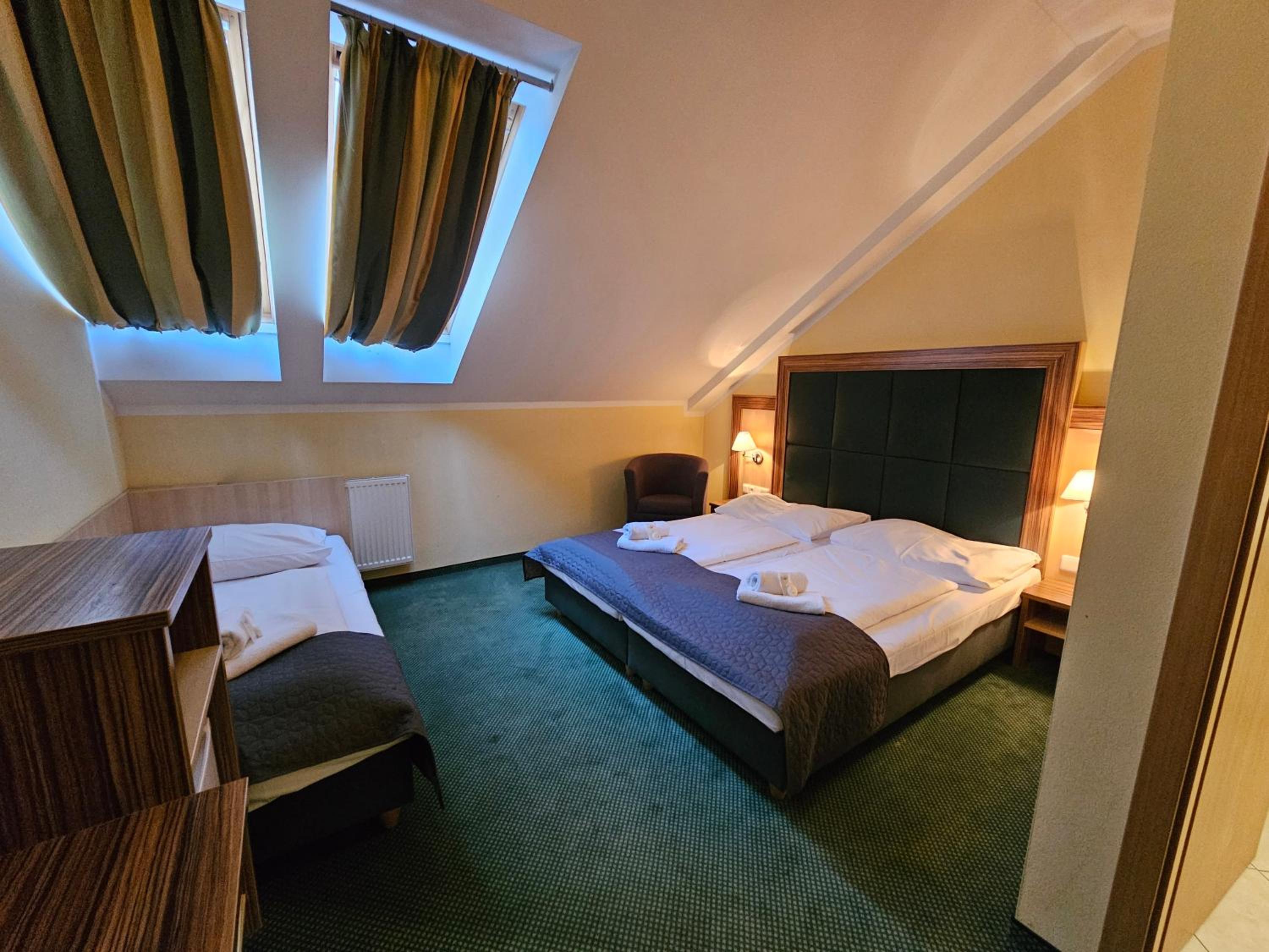 Triple Room photo 2