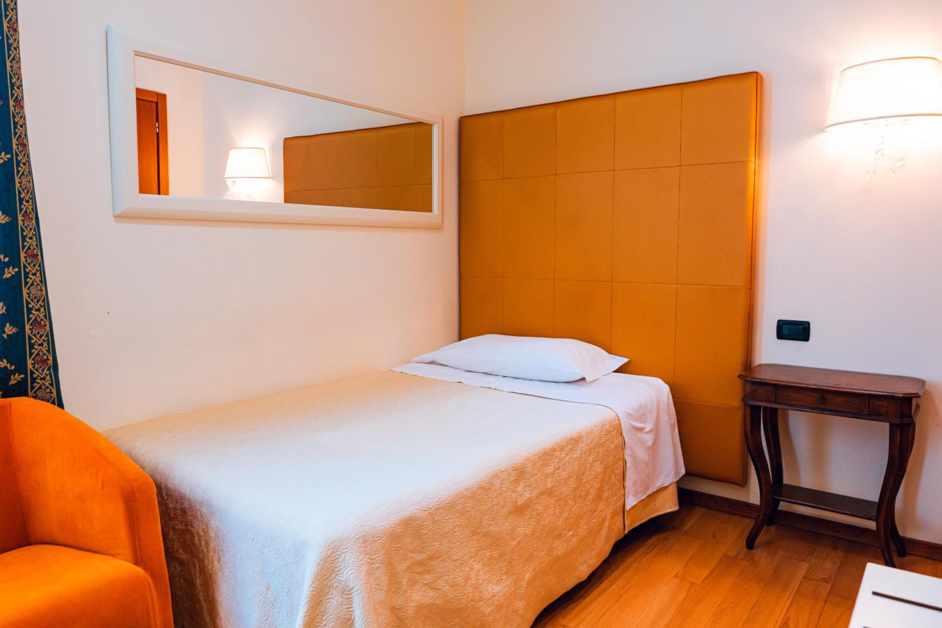 Economy Single Room photo 1