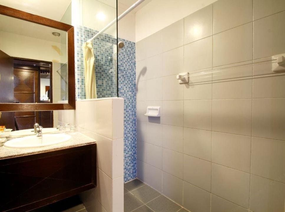 Superior Double or Twin Room photo 2