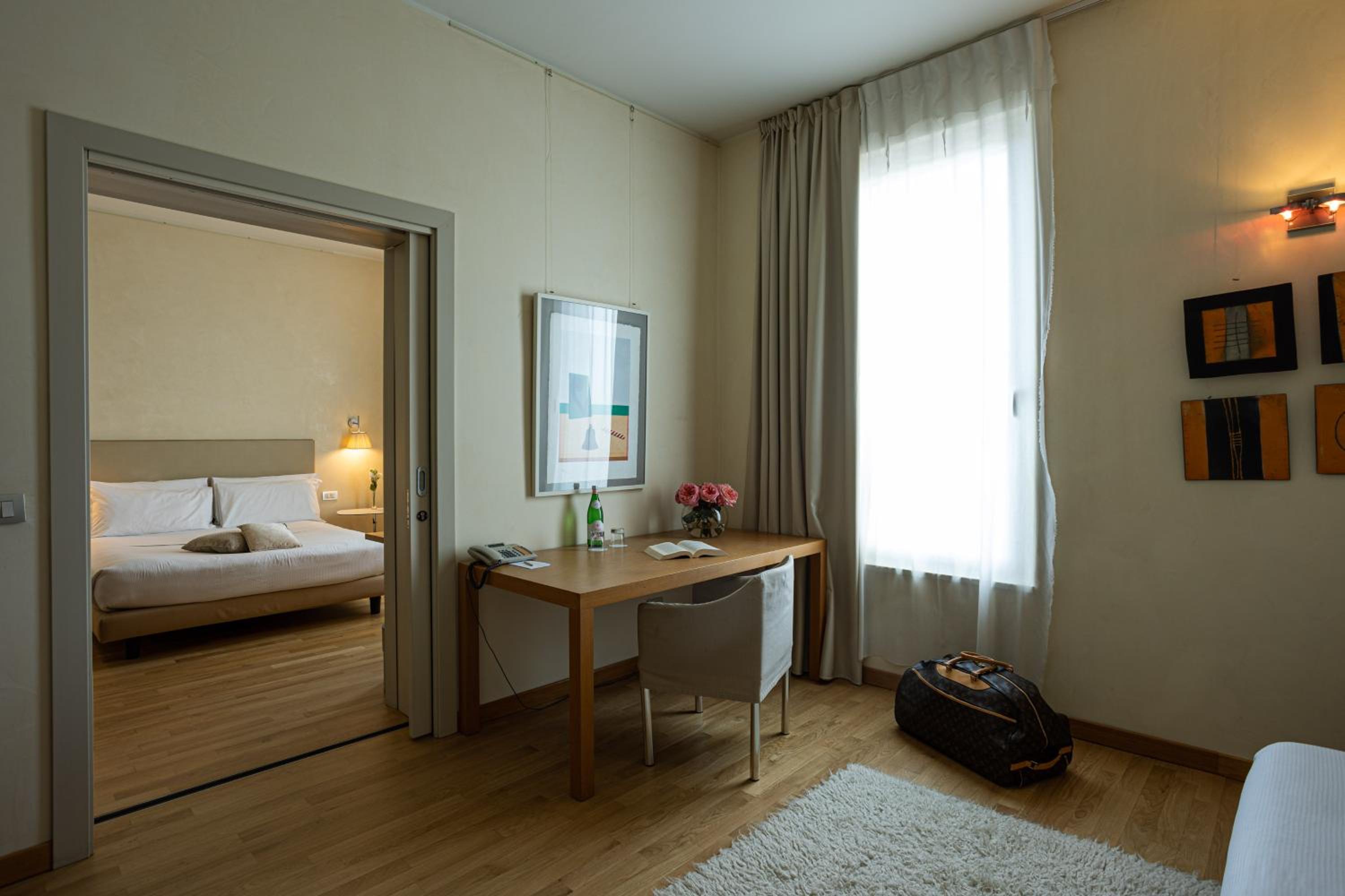 Junior Suite - Photo 2