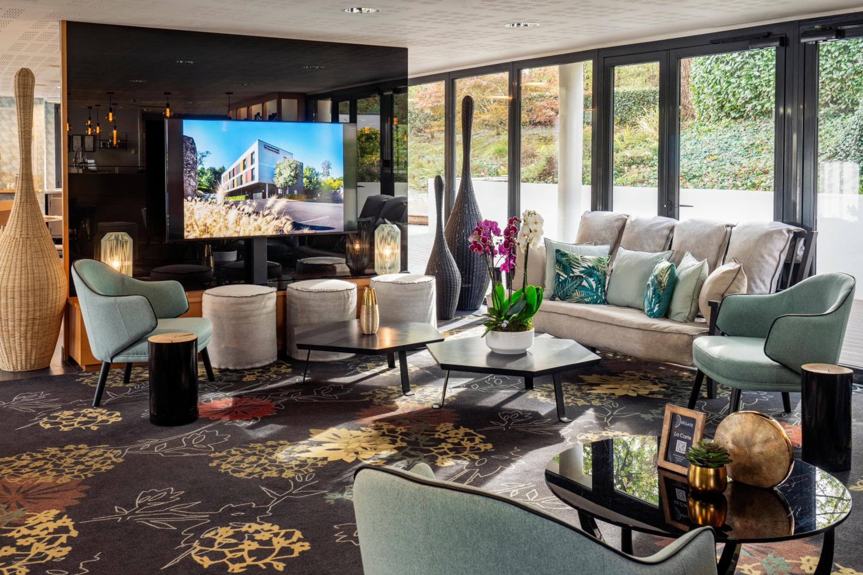 Family Room - Non-Smoking photo 2