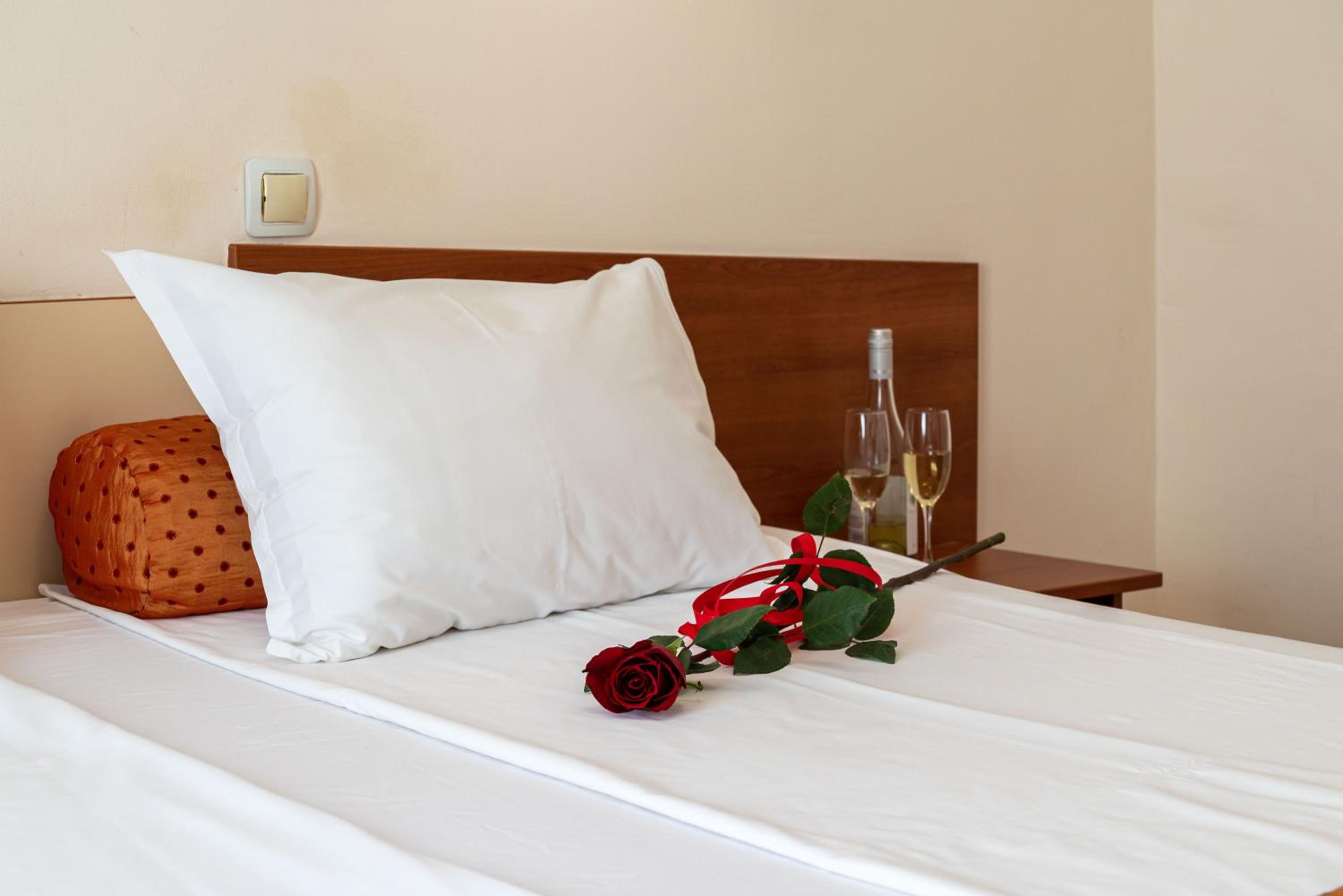Double Room - Photo 1