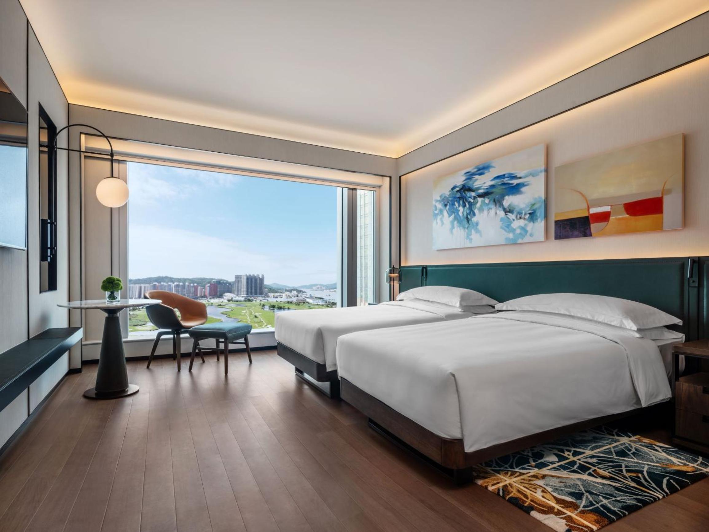 2 Twin Beds (High Floor) - Photo 1