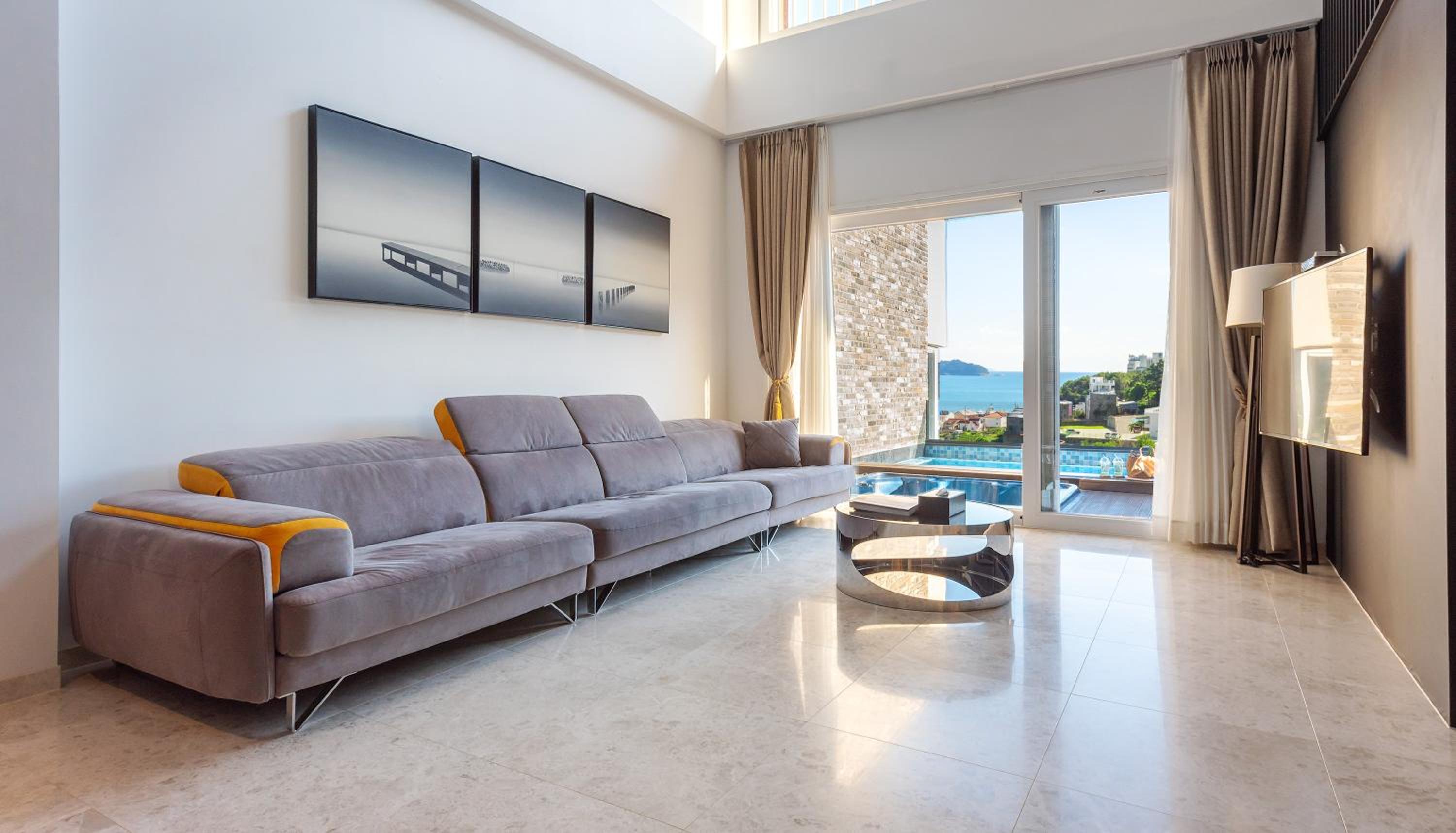 Pool Villa Family Castle Room