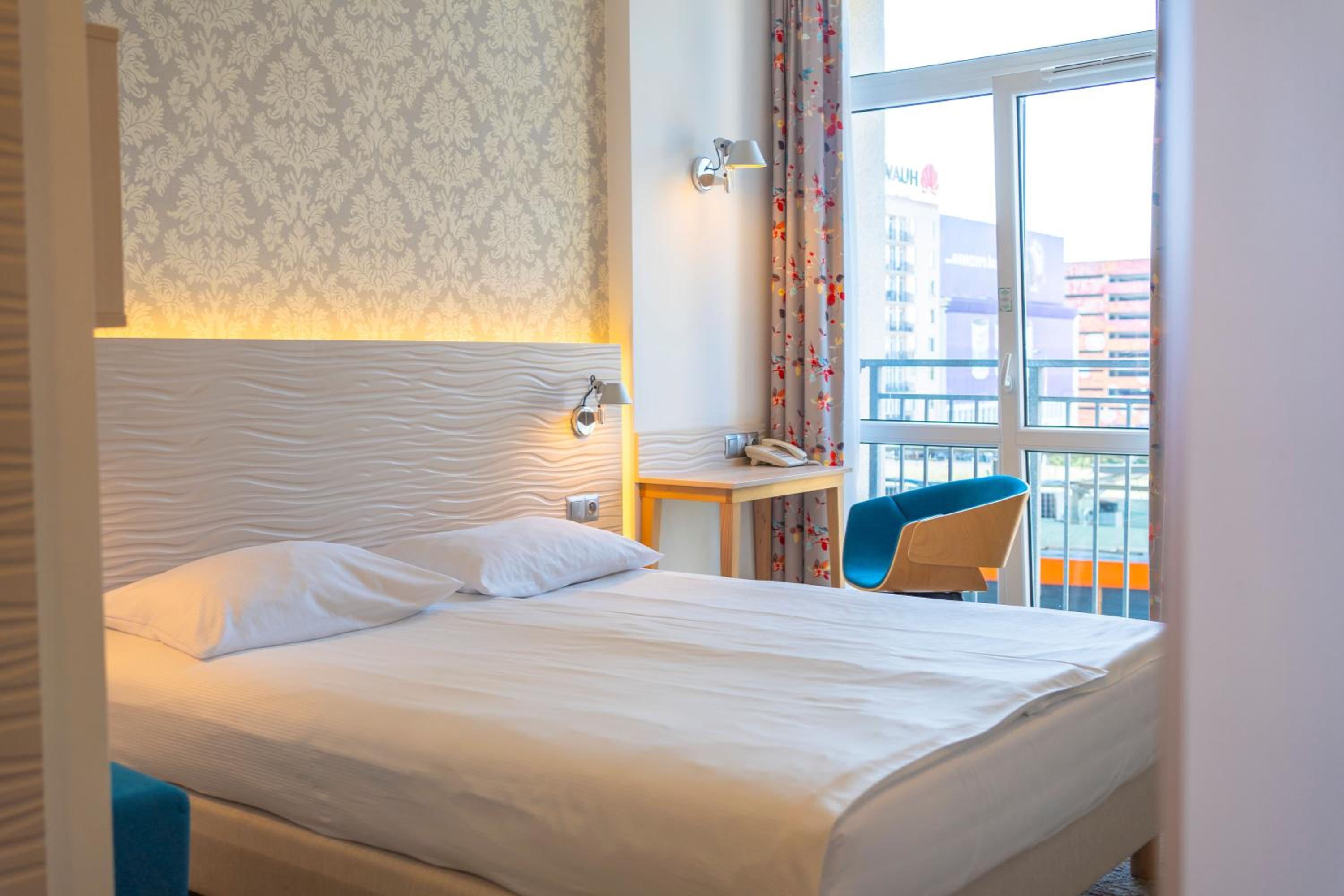 Standard Double Room - Photo 4