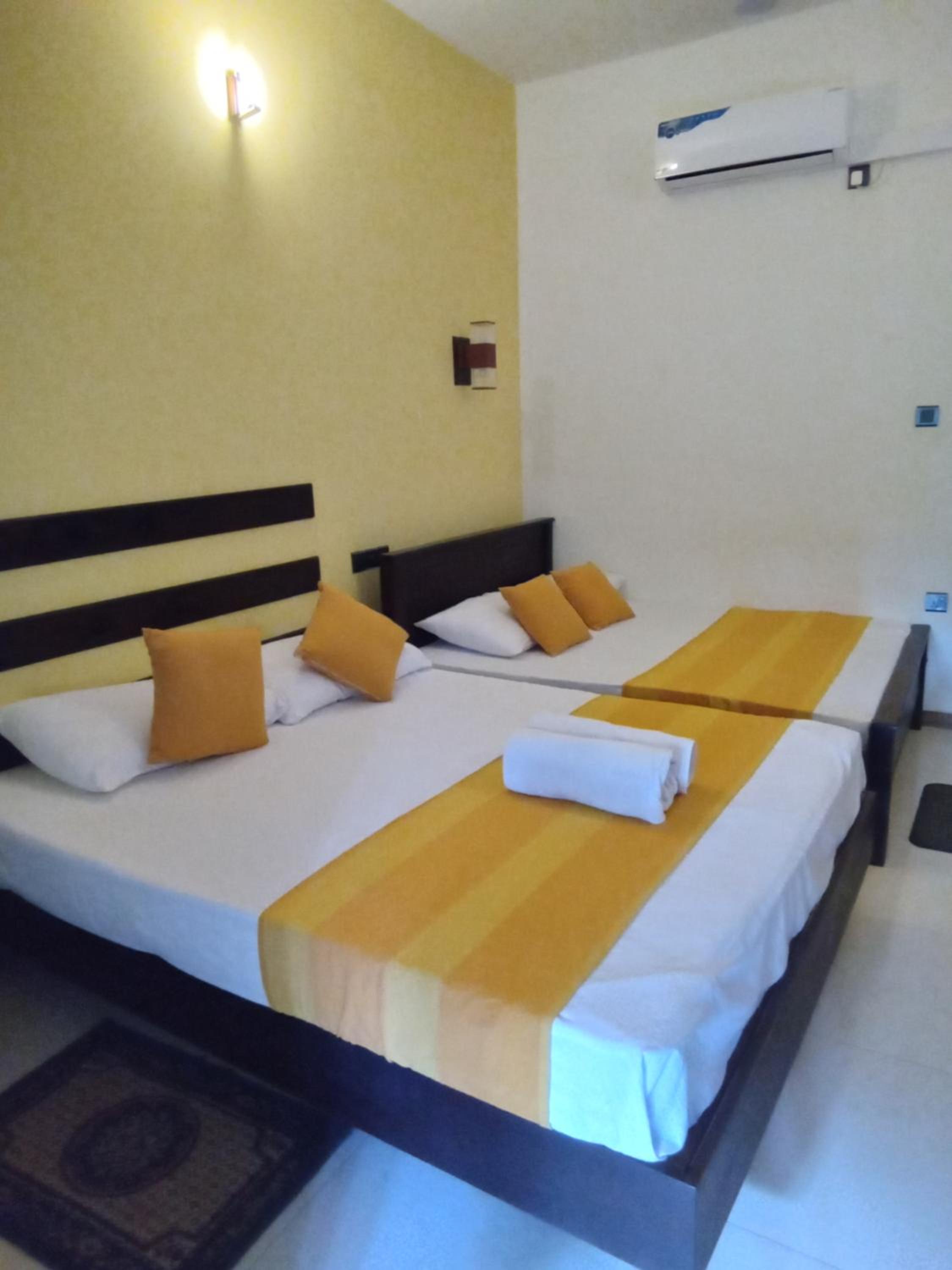 Deluxe Family Room