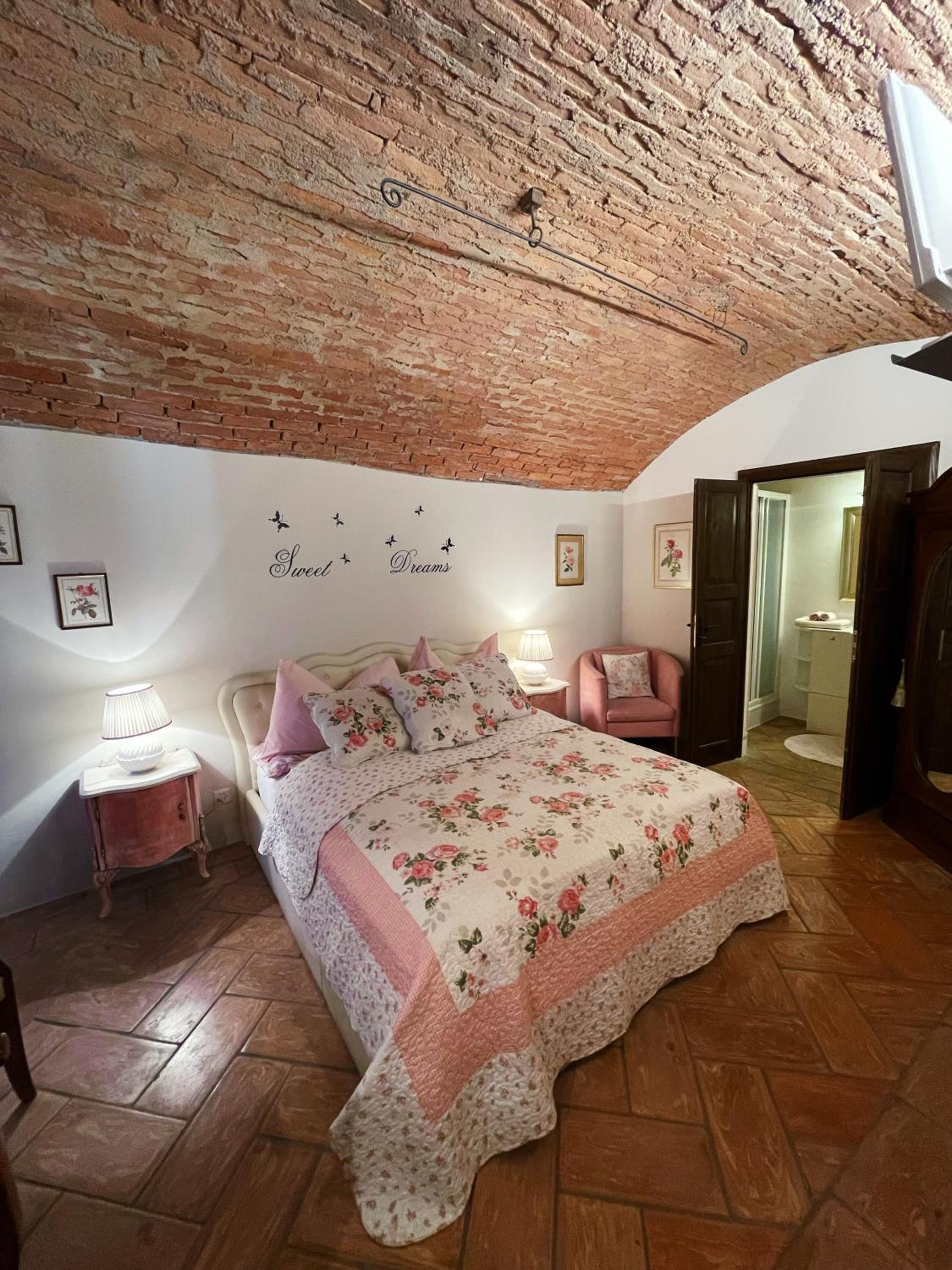 Superior Double Room - Photo 16