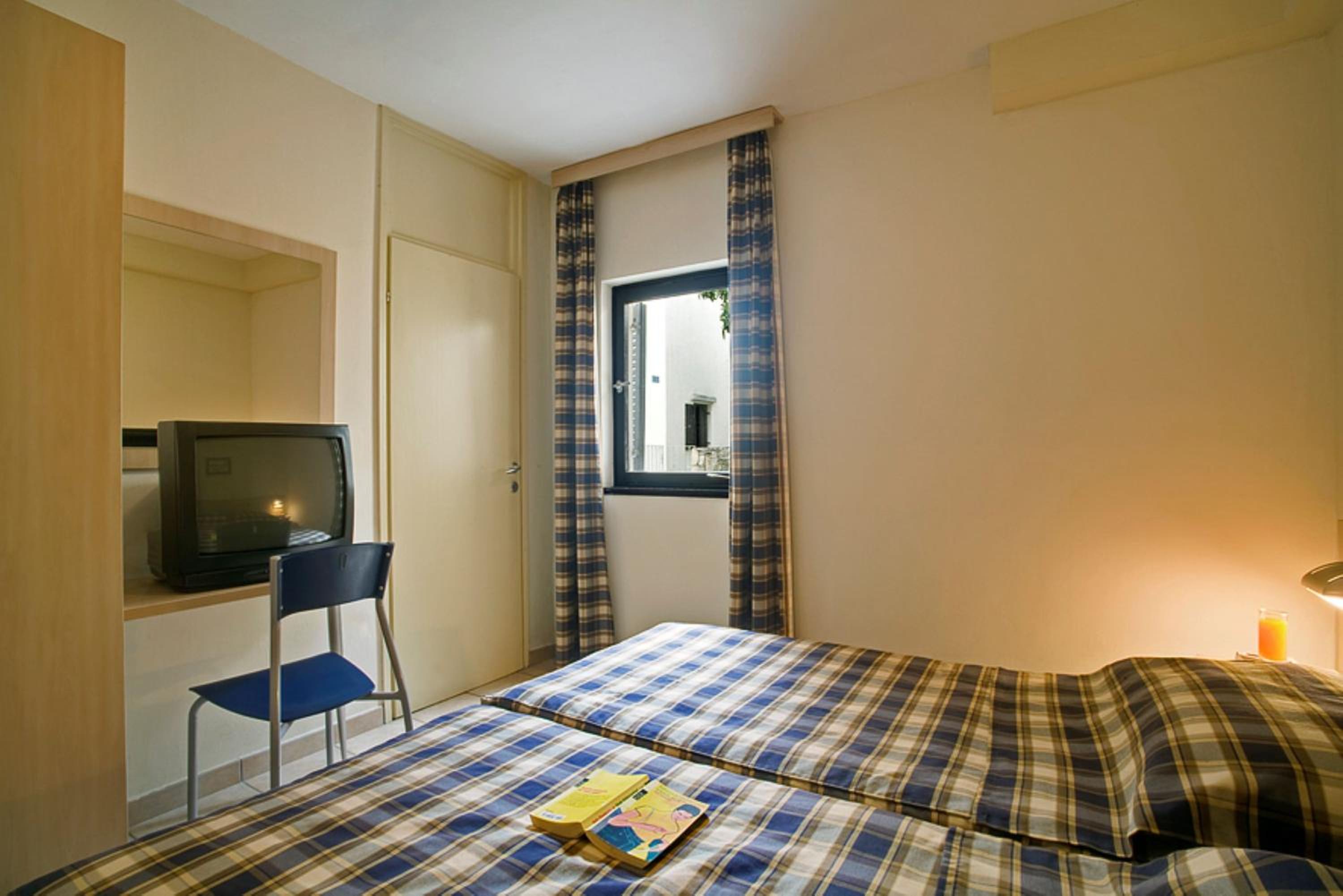 Apartment For 4+2 - Residence