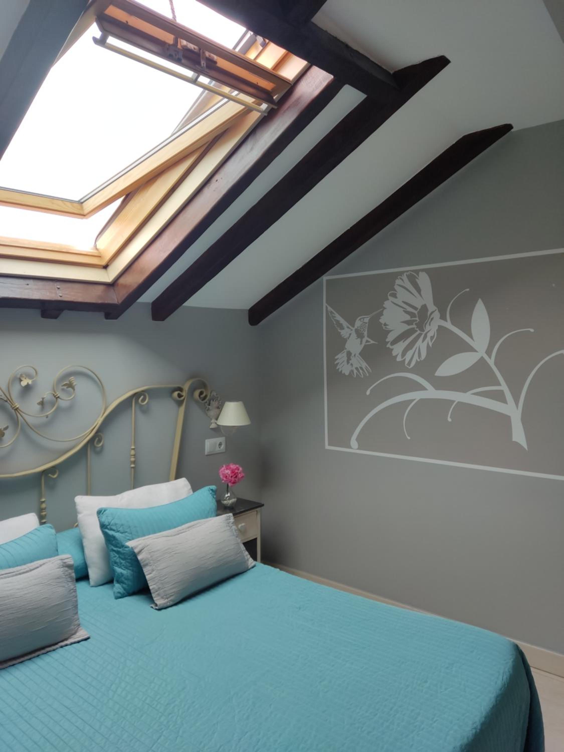 Attic Suite photo 3