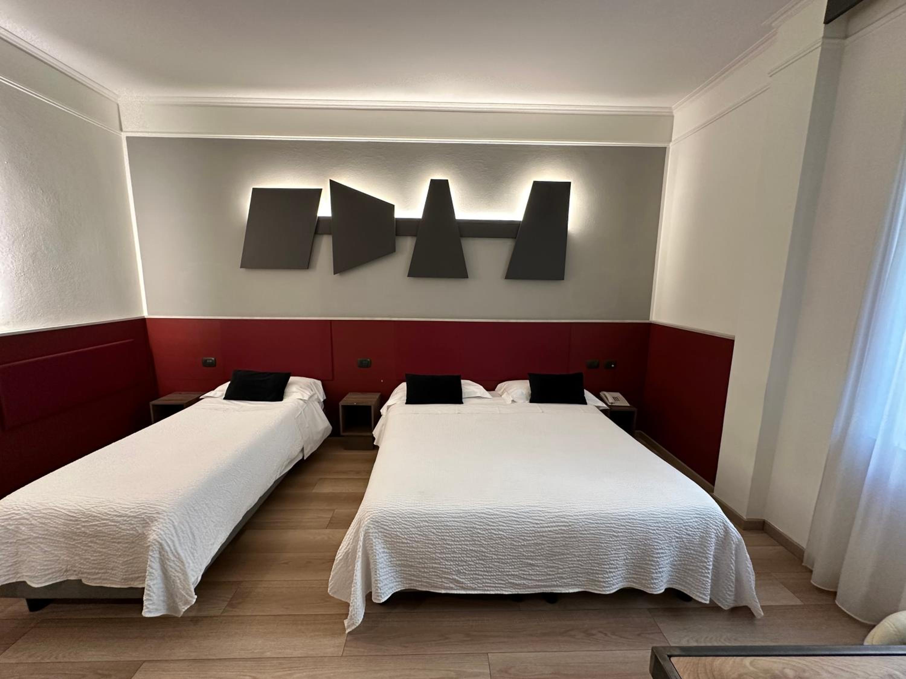 Triple Room - Photo 1