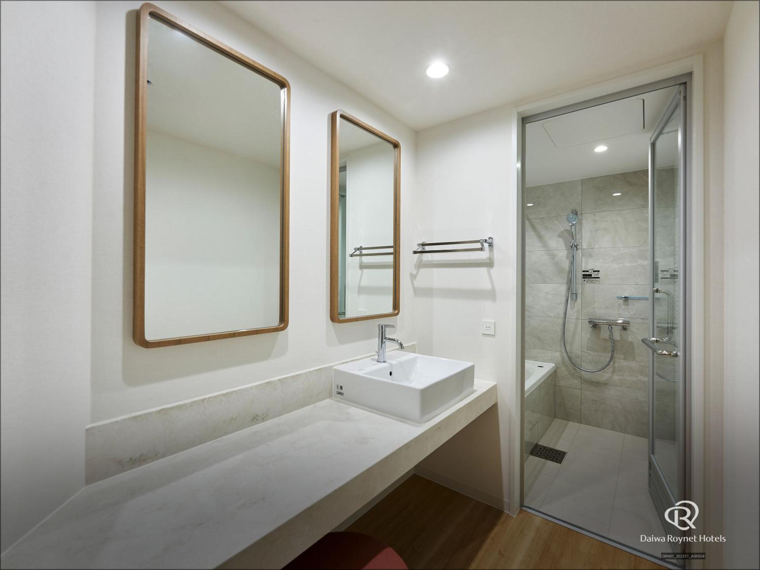 Premium Double Room (2 Adults) - Non-Smoking - Photo 3