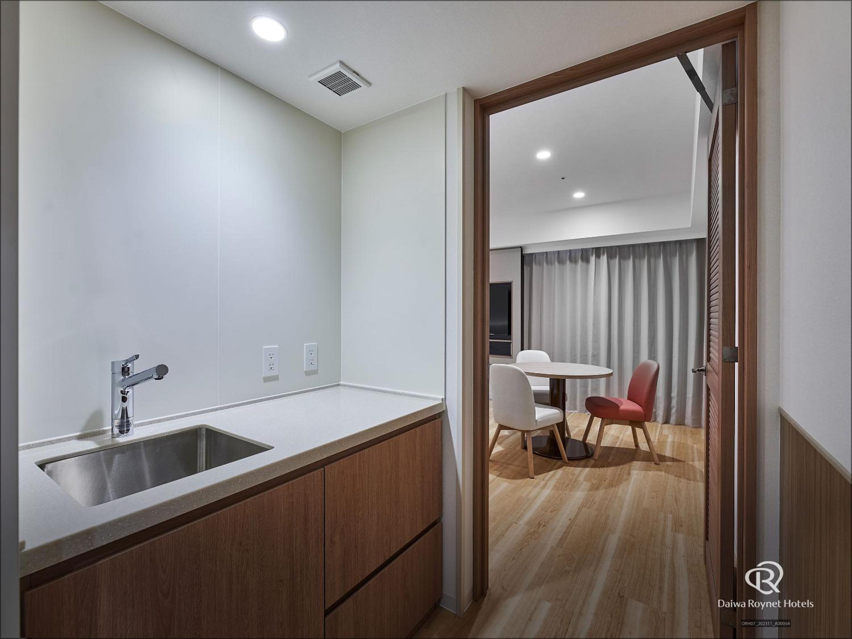 Residential Twin Room (1 Adults) - Non-Smoking photo 2