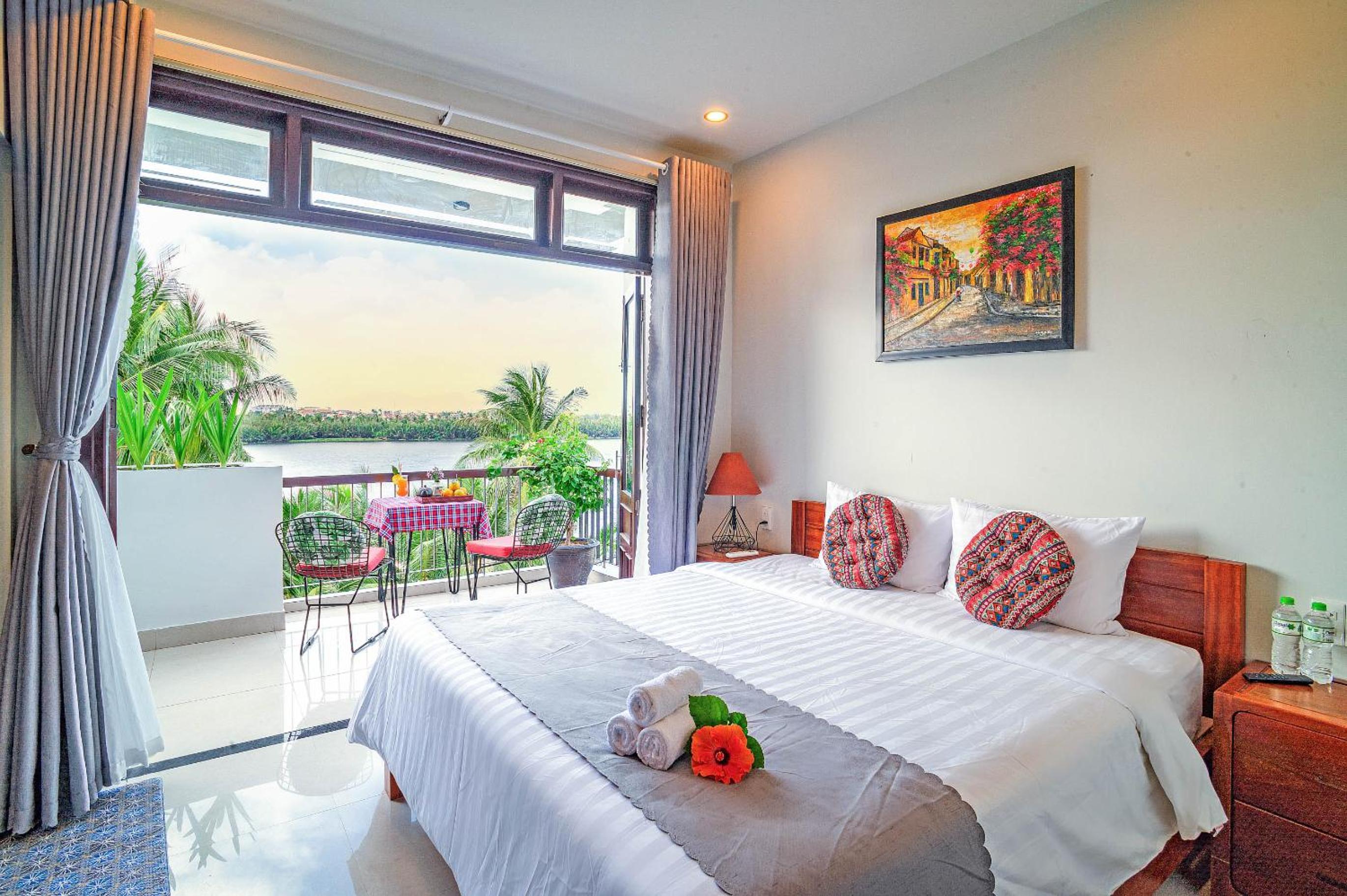 Deluxe Double Or Twin Room With River View