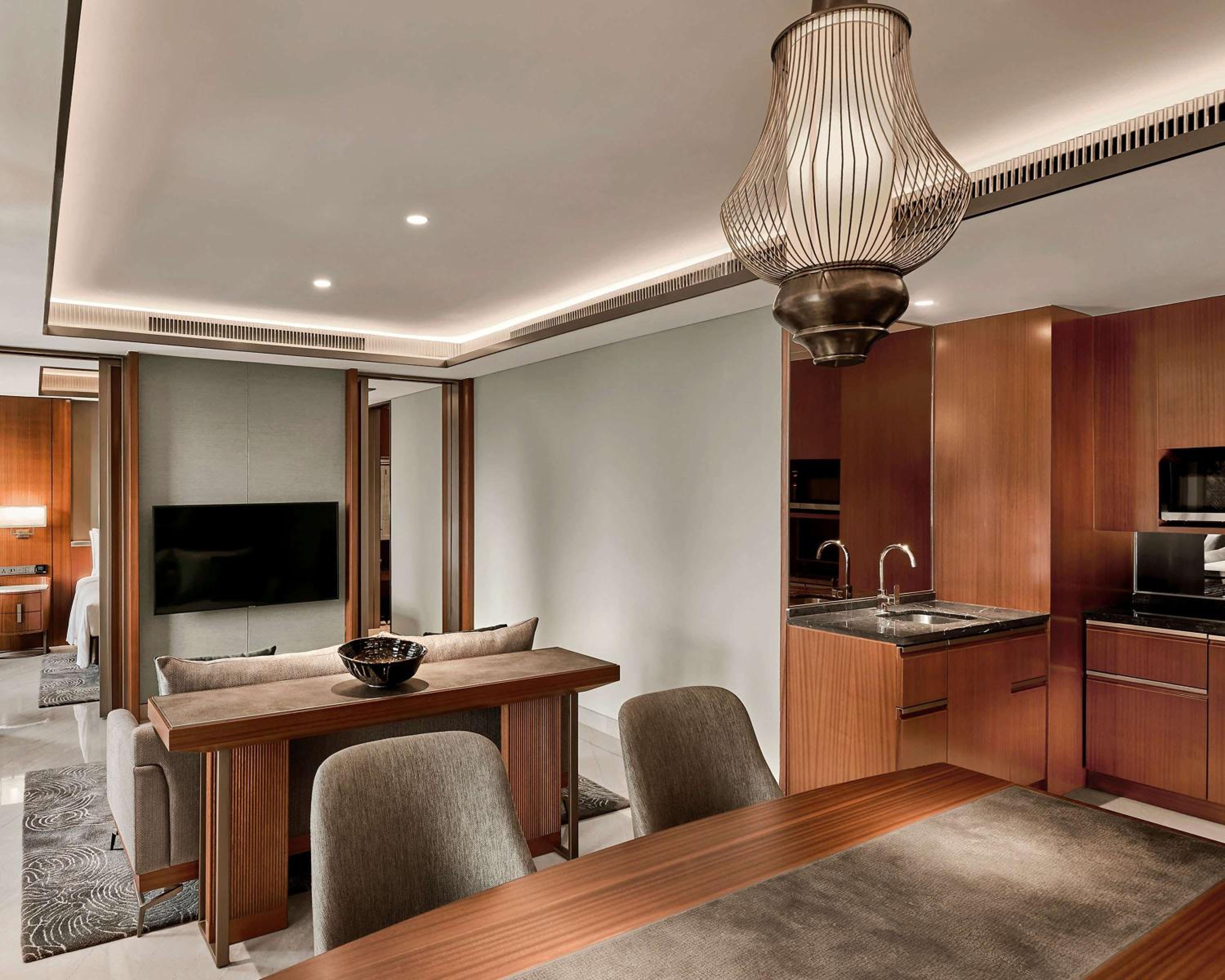 Grand Suite (Non Smoking)