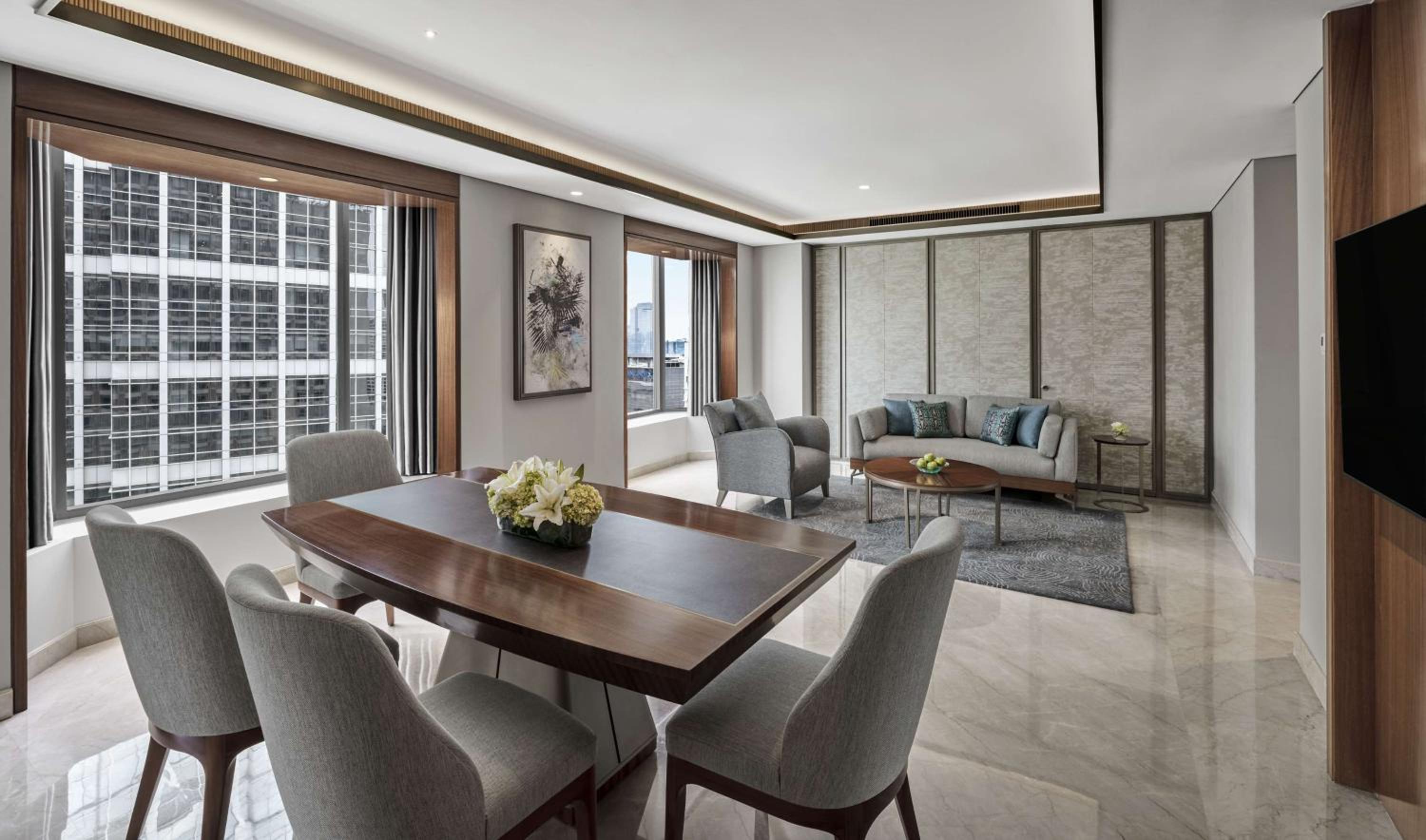 Premier Suite - Photo 6